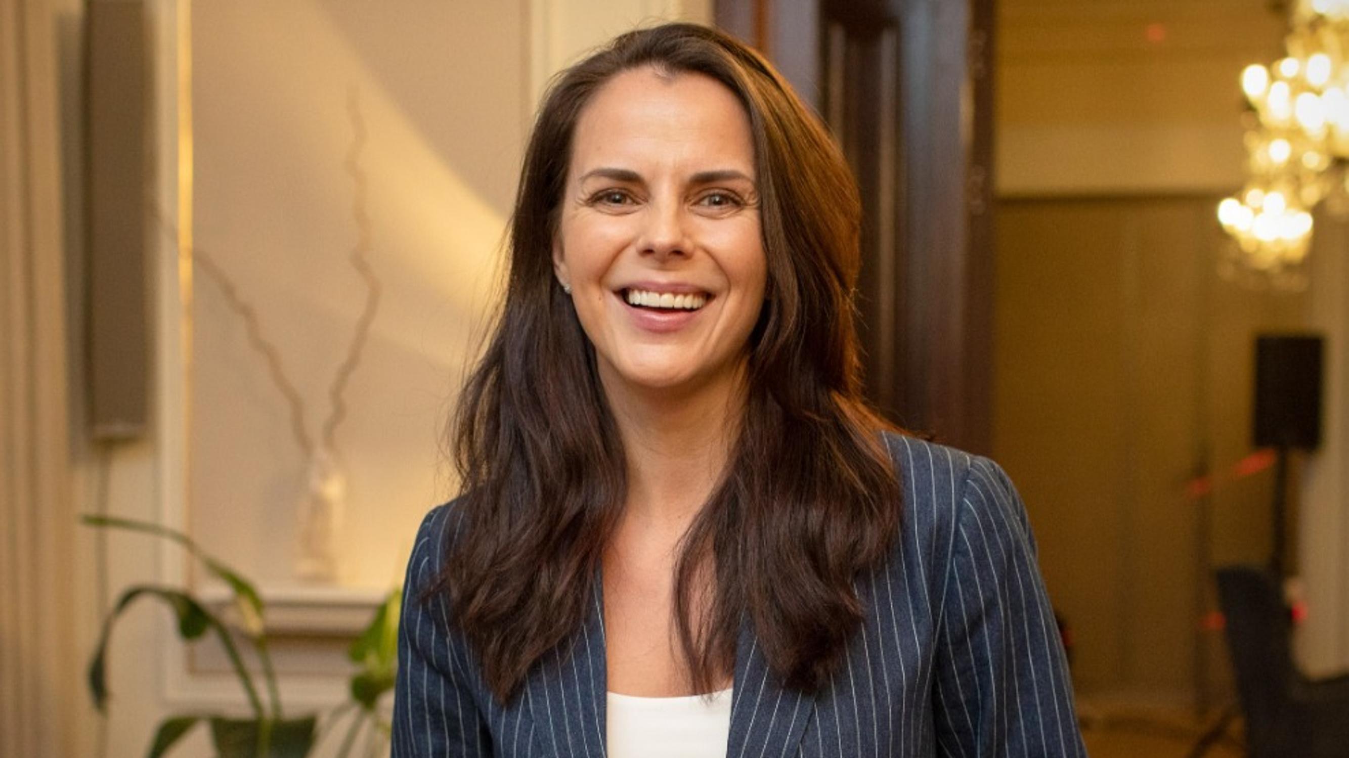 Satu Tuomistosta on tullut parisuhteen myötä kotikissa: ”Kun suhteessa on rauha, niin on kiva mennä kotiin toisen luo”