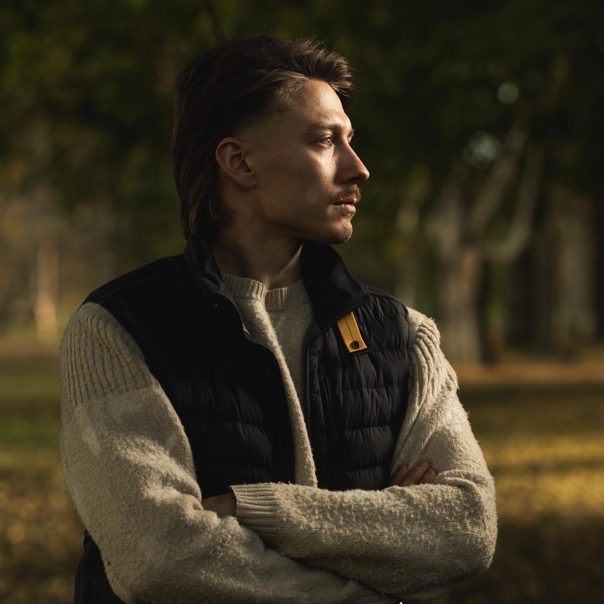 ”Pienestä ei ollut jaksamaan enempää” – Leijonien Emil Larmi on kokenut kaksi menetystä tänä vuonna, kun toivotut raskaudet ovat päättyneet suruun