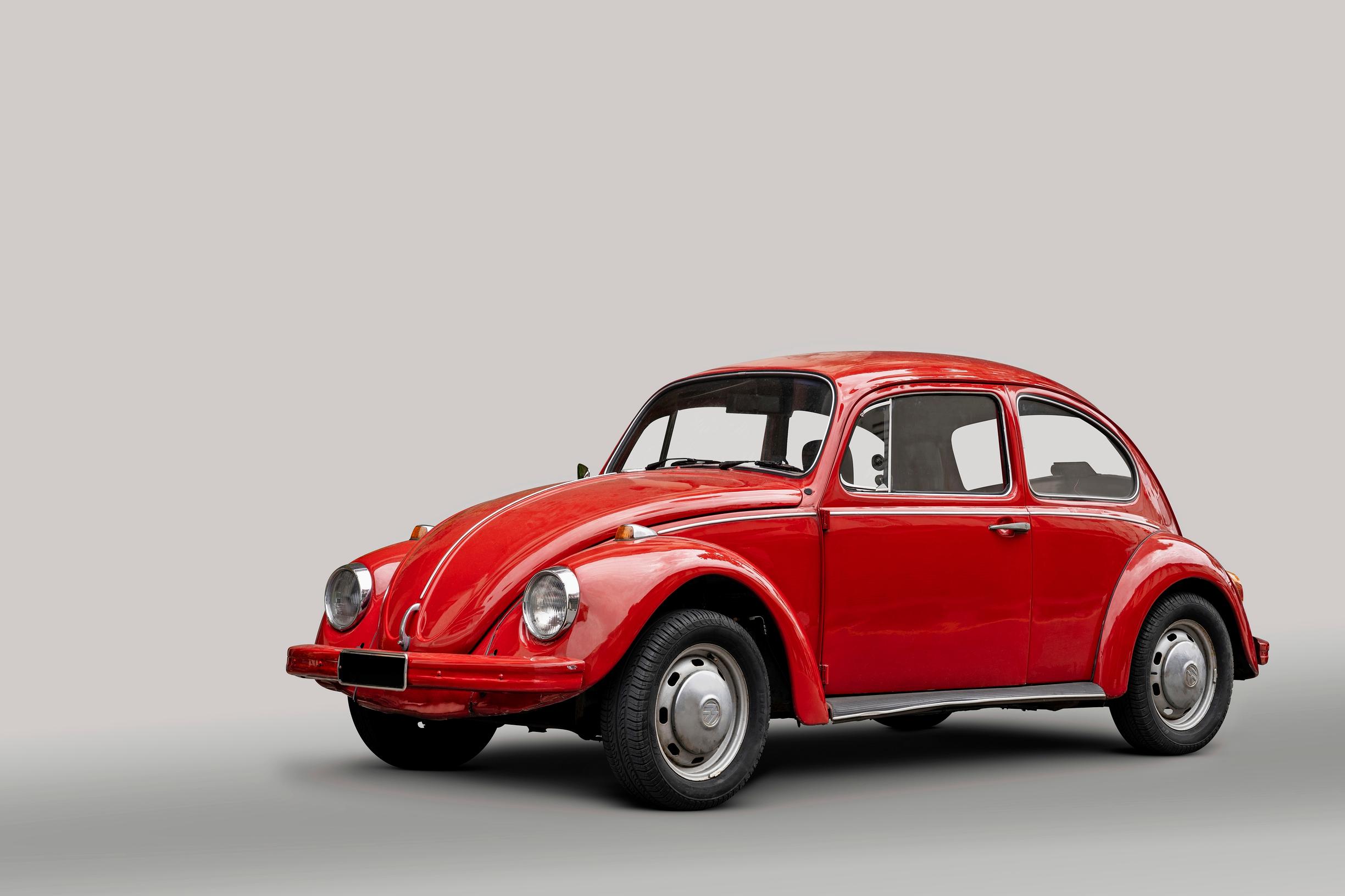 [Image] Volkswagen Kupla lanseerattiin 1938 Adolf Hitlerin kehotuksesta Saksassa nimellä Typ 1. Viimeinen Kupla valmistettiin 2003 Meksikossa.