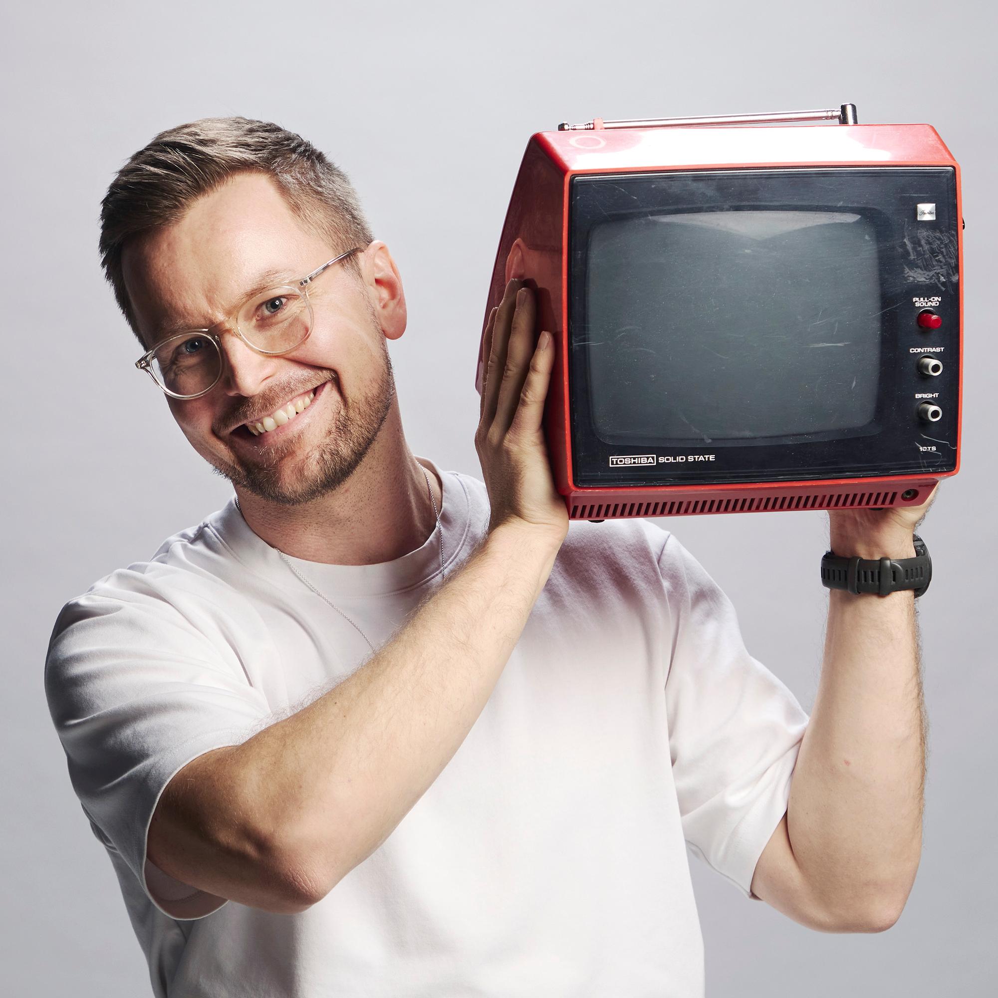 Vappu Pimiä olisi täydellinen valinta Diilin vetäjäksi – Jos Vappua ei ole jo kysytty uuden Diilin puikkoihin, tuotanto ei ole tehtäviensä tasalla