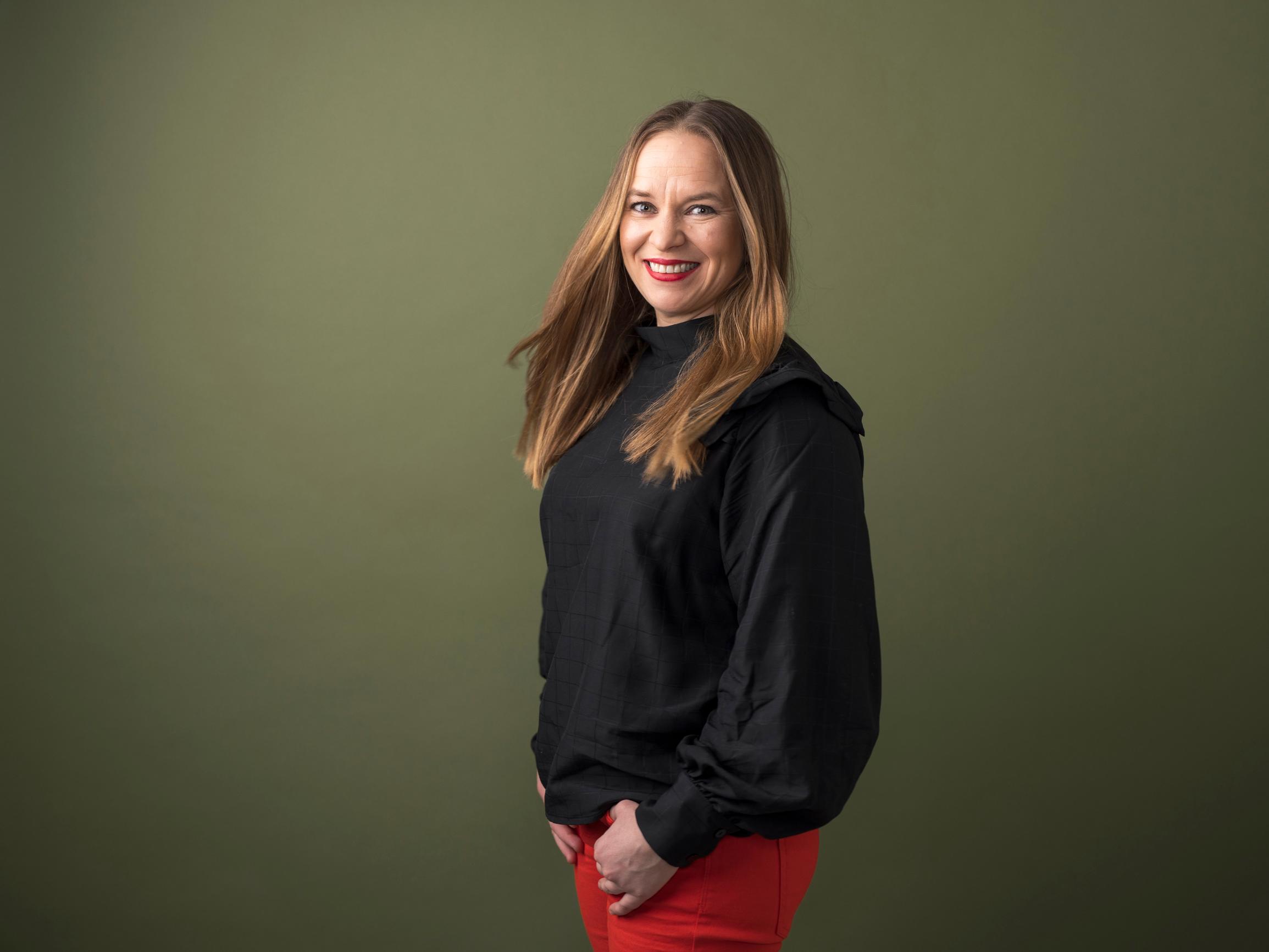 Voiko nainen olla miestä voimiltaan vahvempi ja seksuaalisesti aktiivisempi ilman, että nainen typistyy oudoksi poikkeukseksi?