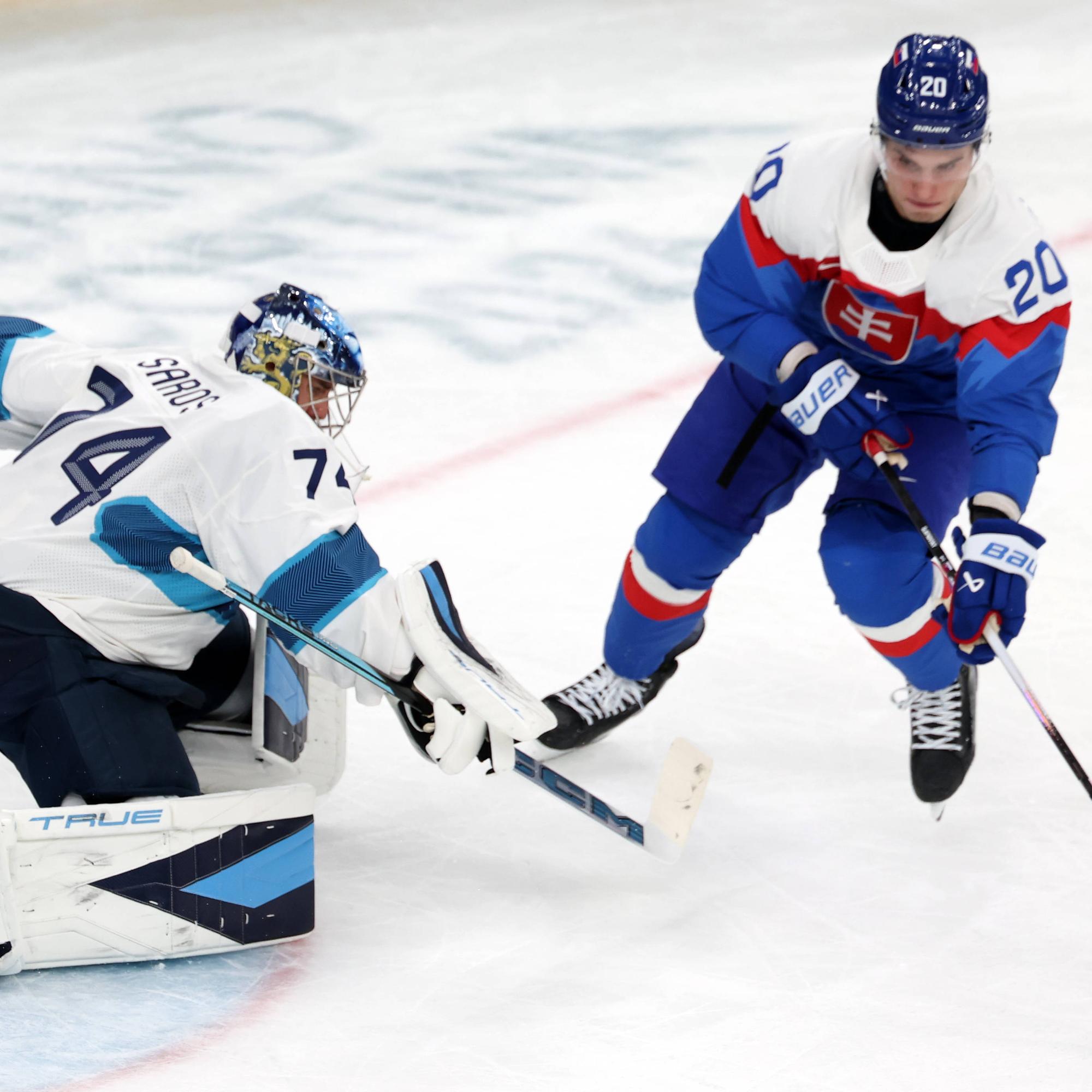 Slovakia kylvetti armotta vesivelliä pelanneita Leijonia – Antti Pennaselle kovaa kritiikkiä: "Miksi ihmeessä, herra päävalmentaja?"