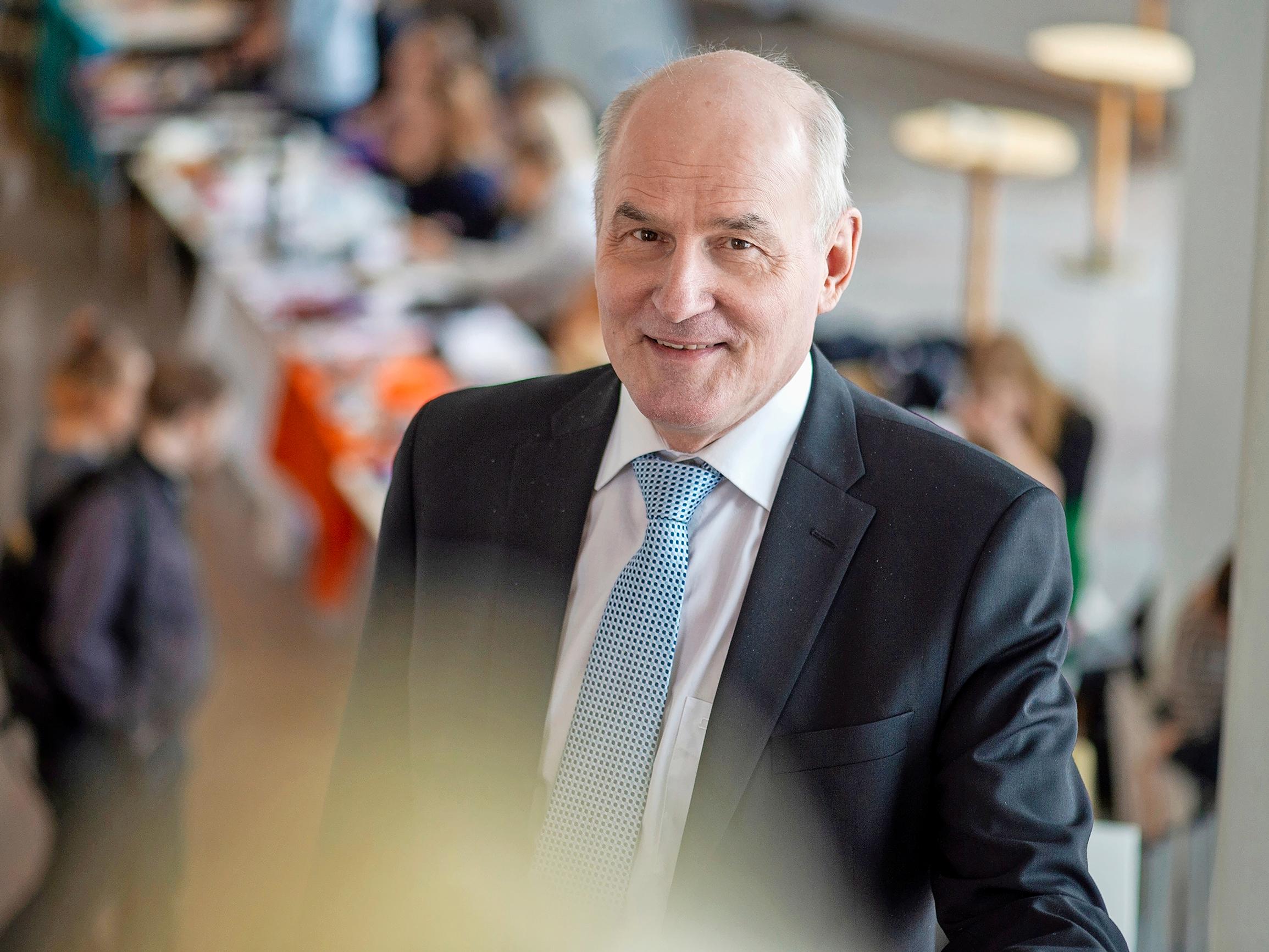 Rikosoikeuden professori: On erikoista, että rattijuoppo saa kuolemantuottamuksesta Suomessa 1,8-2 vuotta ehdollista – vaikka rattijuopumus on tahallinen teko