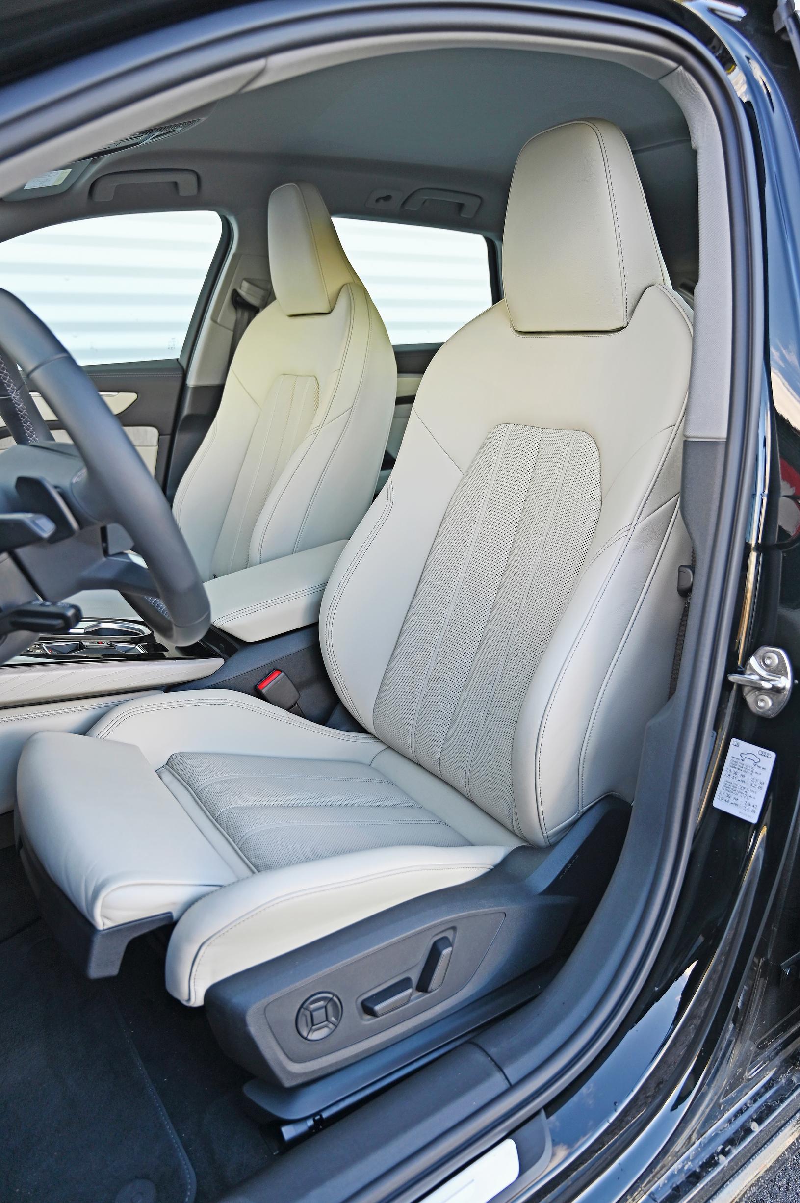 Uuden Audi A6 e-hybridin Sportti-etuistuimet (5 450 €) tukevat hienosti, ja niissä on lämmityksen lisäksi myös tuuletus.