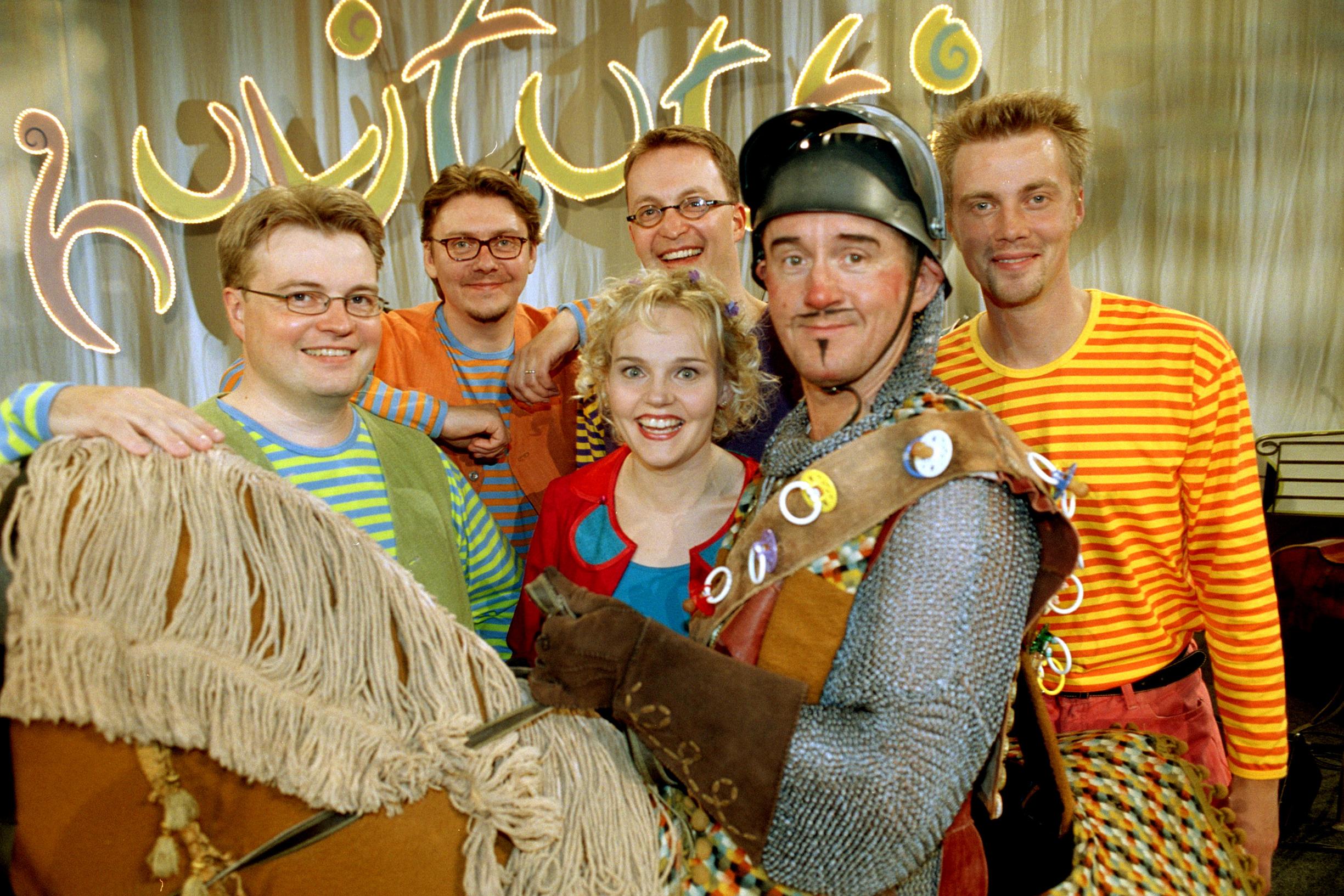 pikku-kakkosta-kiitt-v-t-sit-lapsena-katsoneet-isovanhemmatkin-apu