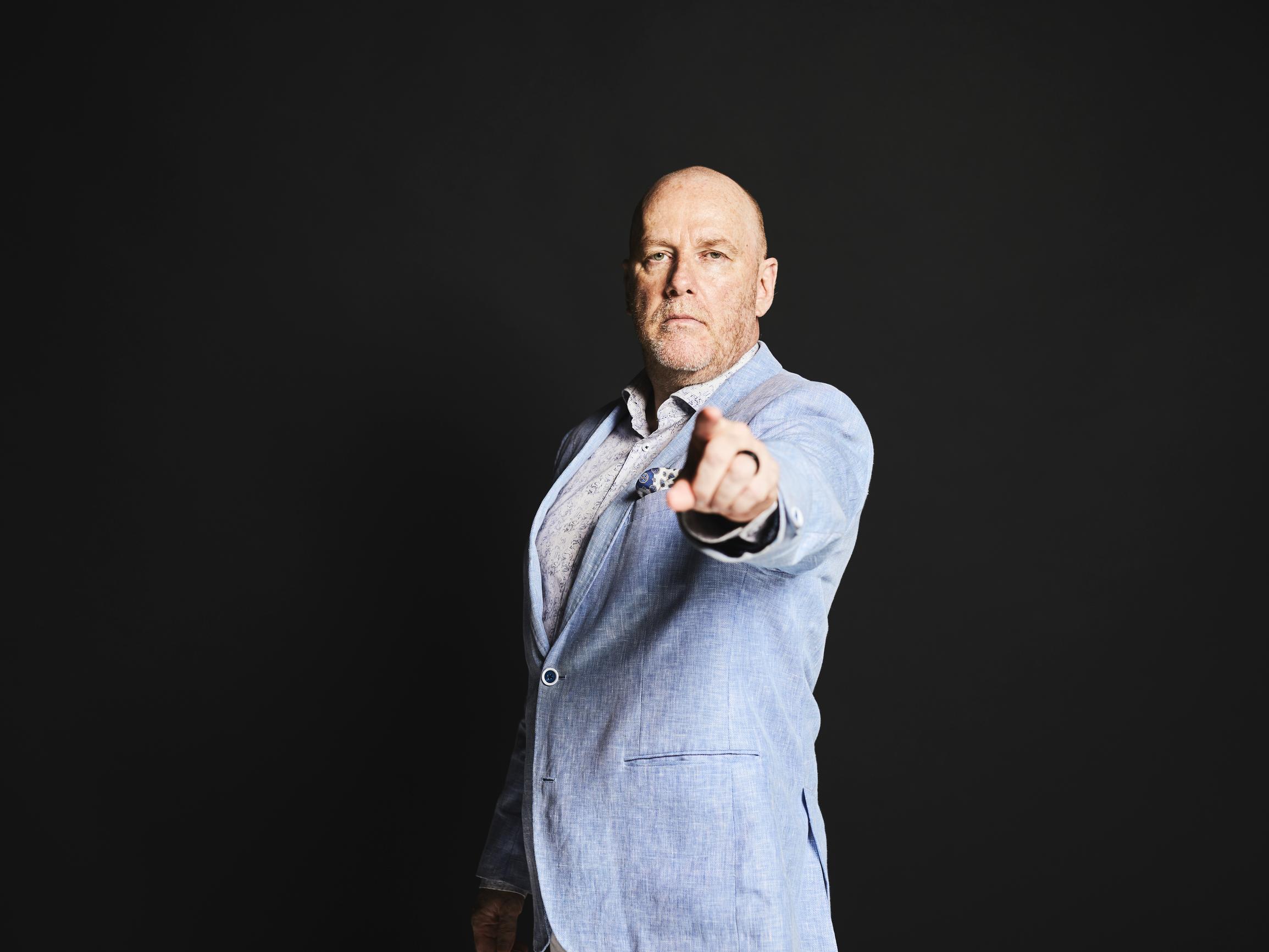 Ruotsalaisakseli Grönborg-Karlsson oli höynäyttää Olli Jokista ikimuistoisesti 5–6: "Kovisteli jotain toukohousua vaihtoaitiossa"