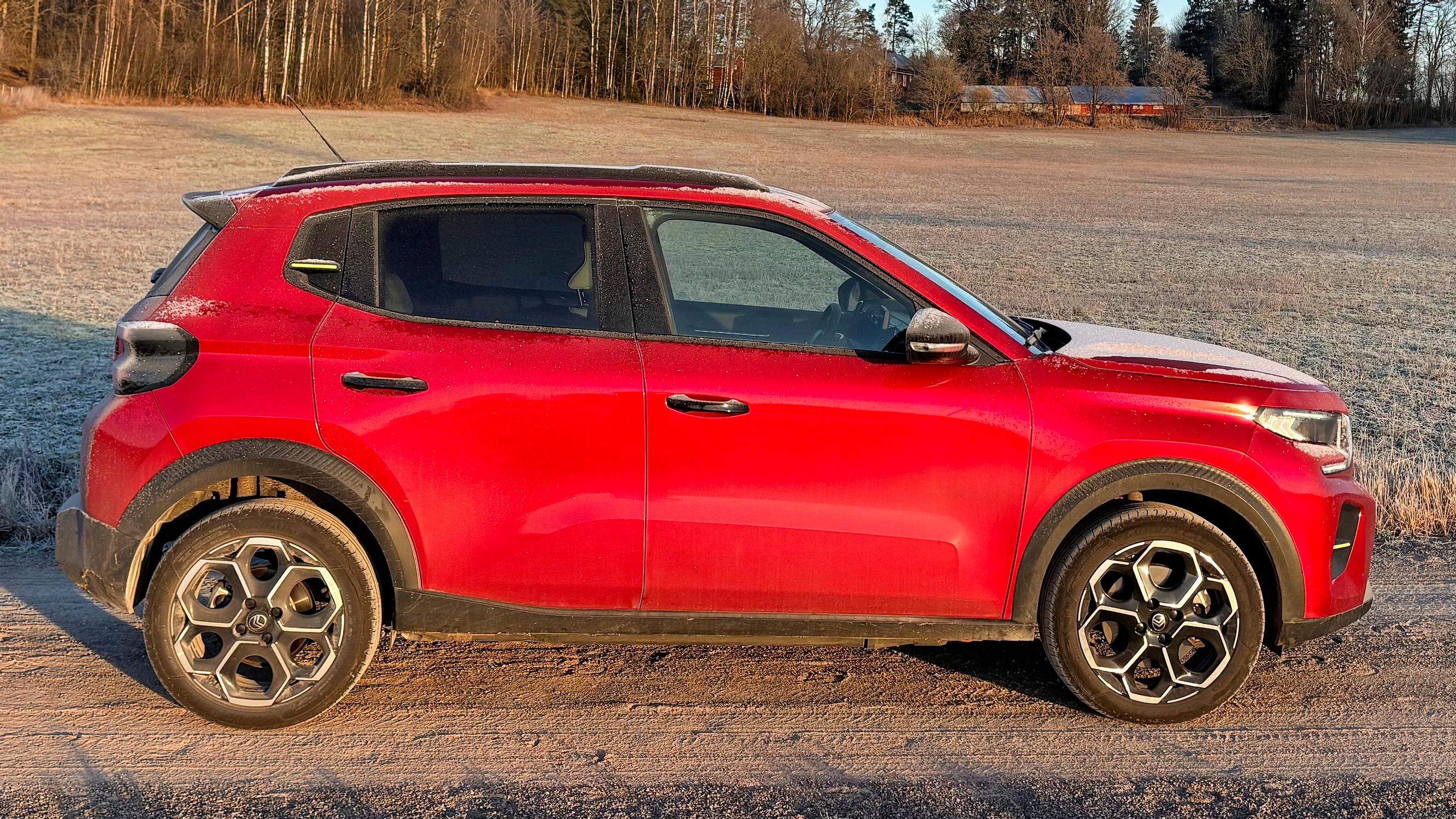 Citroën e-C3 Max 44 kWh – Talvi paljastaa heikkoudet: Mittaristo vilkkuu kuin joulukuusi ja pikalataukseen pitää varata iso kahvi santsikuppeineen – Käyttötestin osa 5