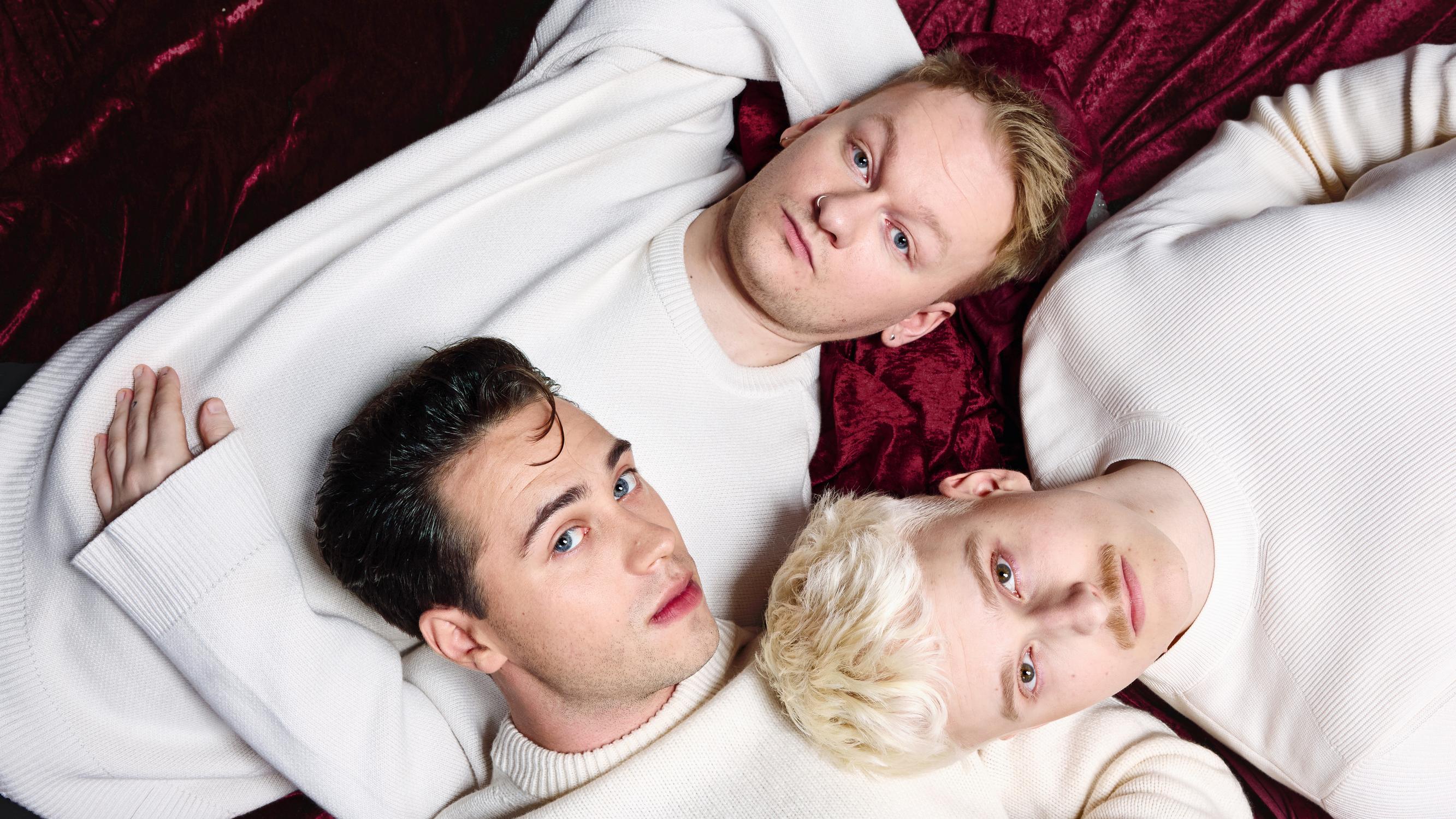 Suosikkiyhtye Kuumaa käy yhdessä terapiassa – ”Ei ole automaatio, että apua tarjottaisiin”