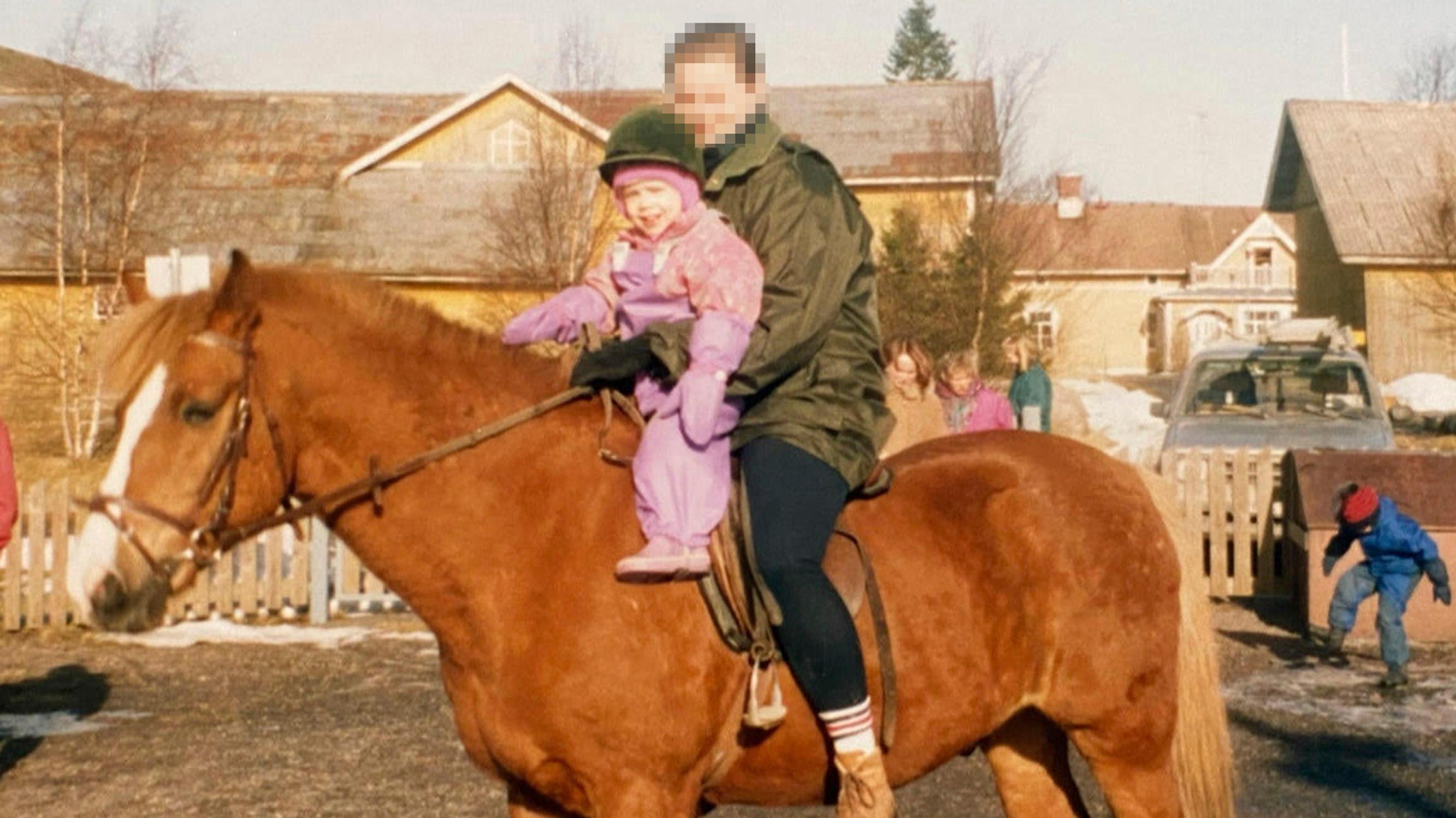 Sofia Virta kasvatettiin omatoimiseksi – ”Tiesin aina pärjääväni, kääntöpuolena olen saattanut sortua ylisuorittamiseen”