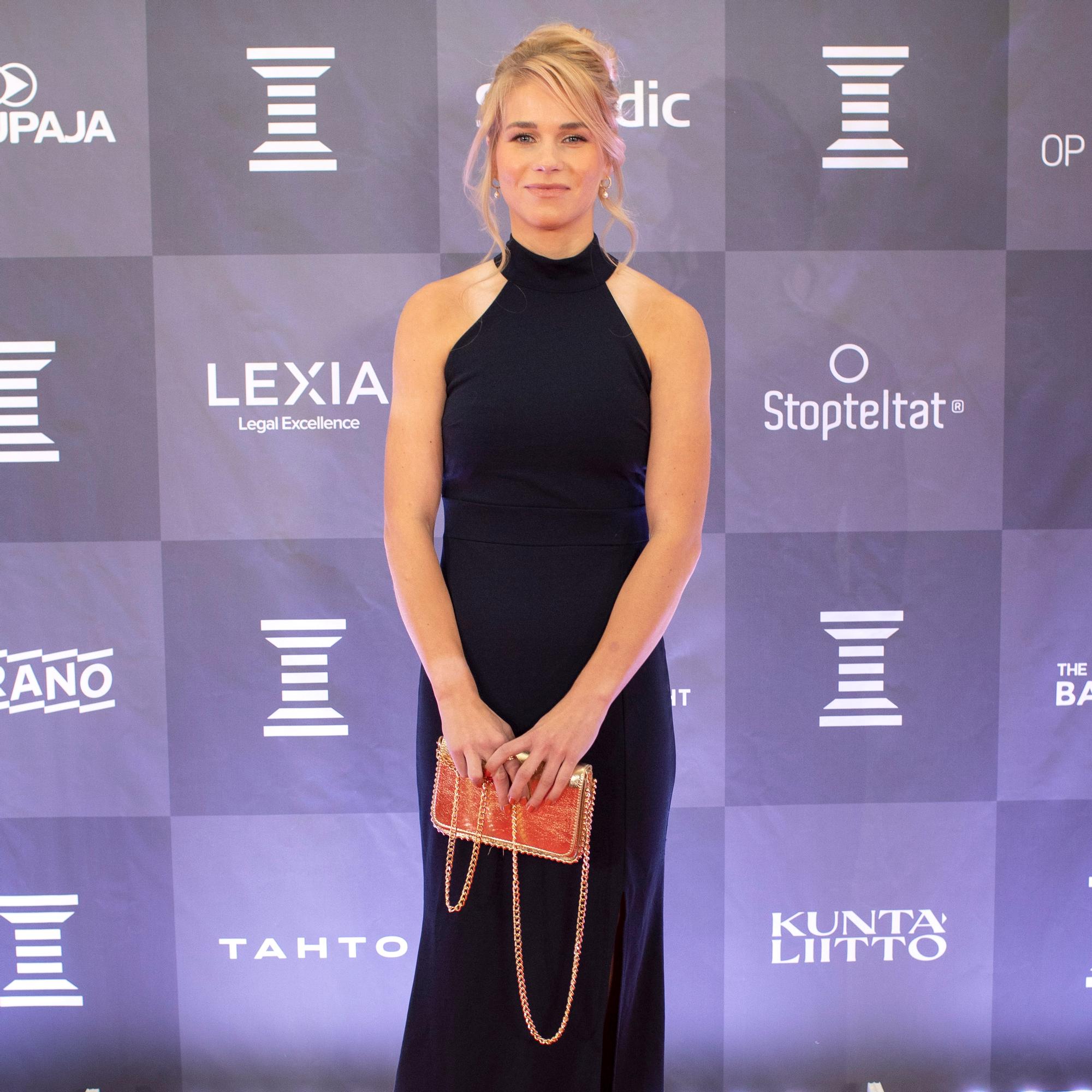 Yksinäisyys on haastanut juoksusensaatio Alisa Vainiota: ”On myös voimavara, että pärjää yksin”