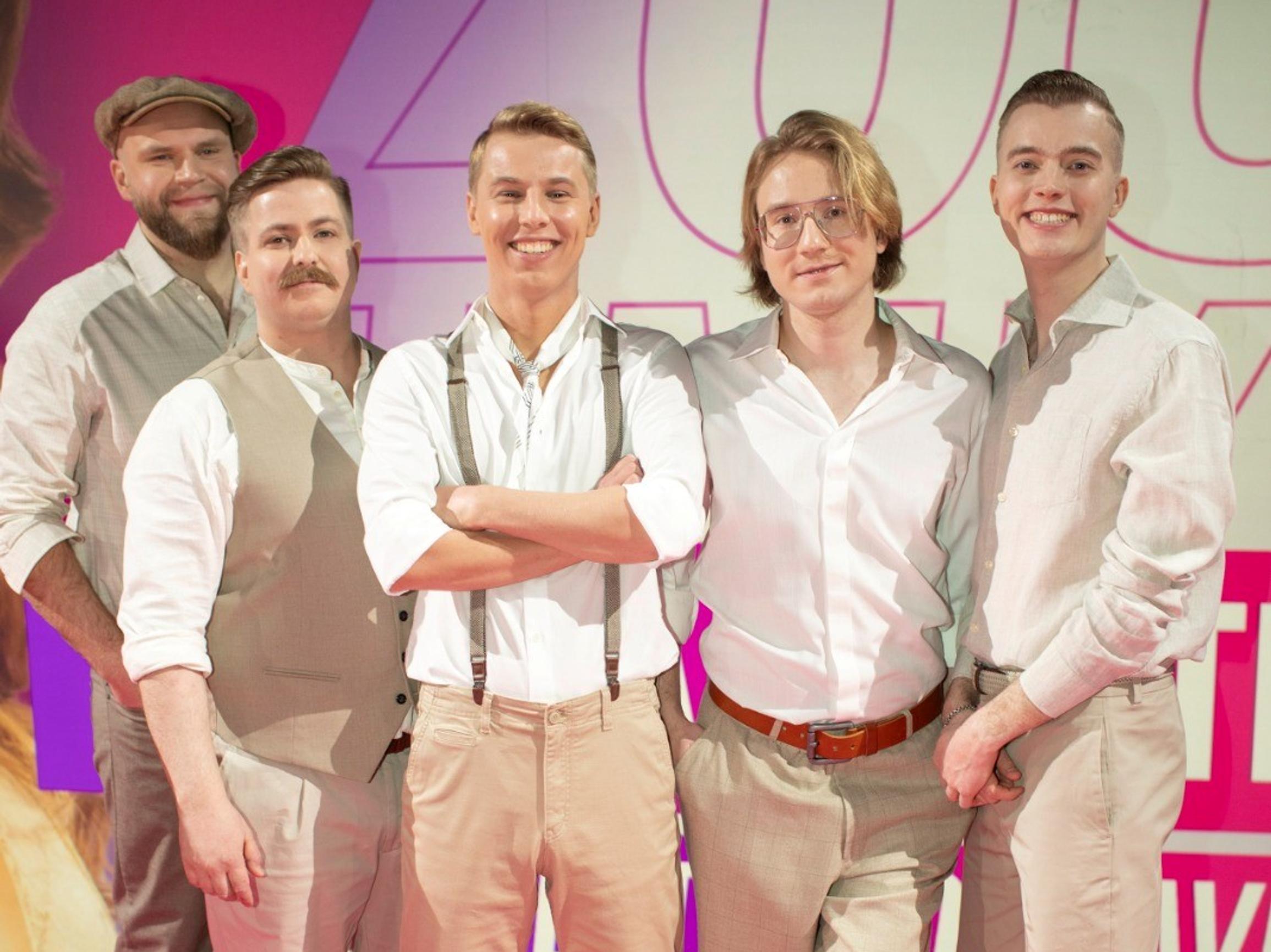 Onko tässä Suomen sympaattisin fanilahja? – Näin fanit hemmottelevat Komiat-suosikkiyhtyettä, joka nähdään tämän vuoden UMK:ssa