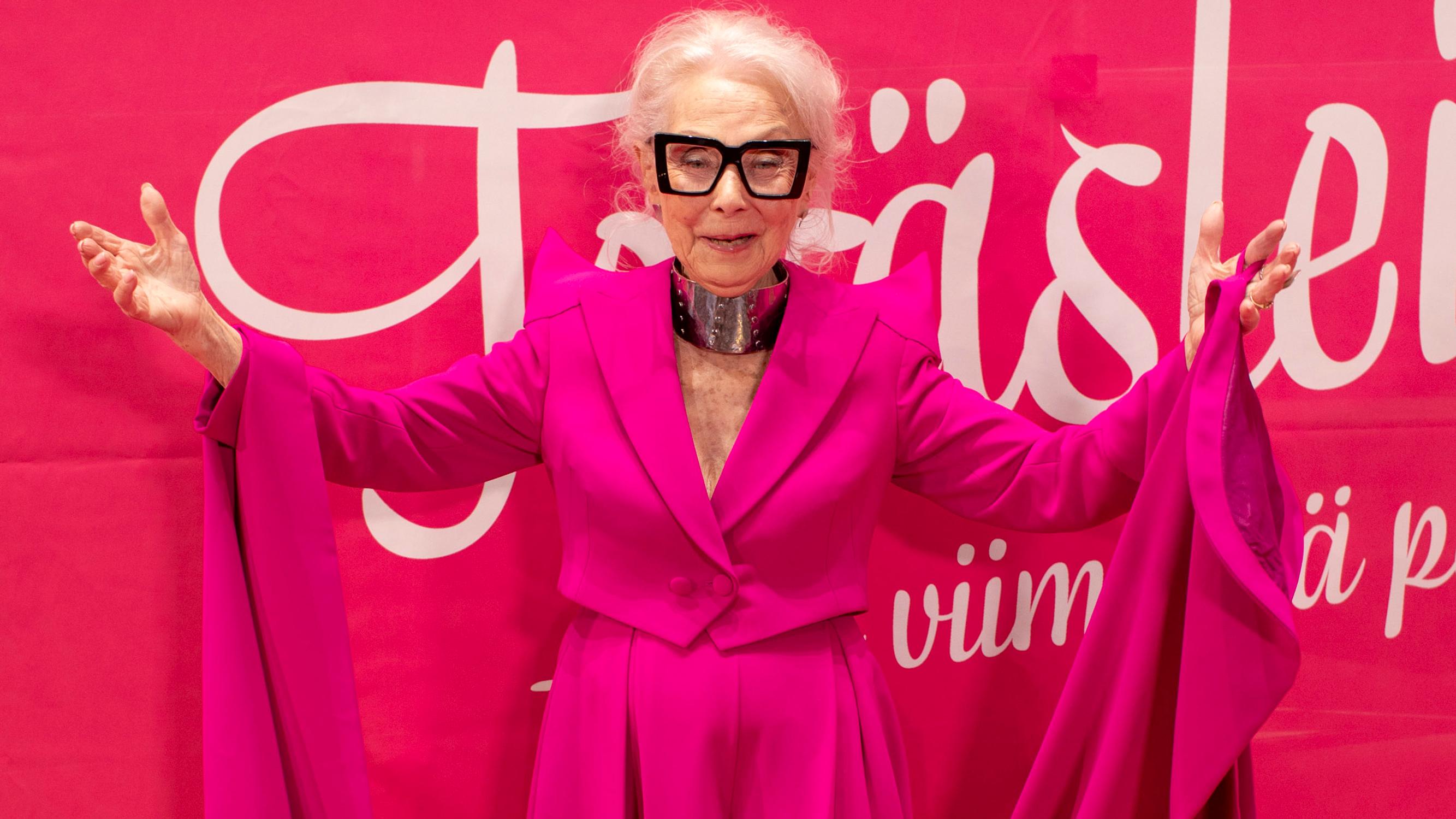 Juutalaisena Seela Sella ei vietä joulua, mutta on valmis järjestämään sen muille: ”Se oli äidilleni tärkeää”