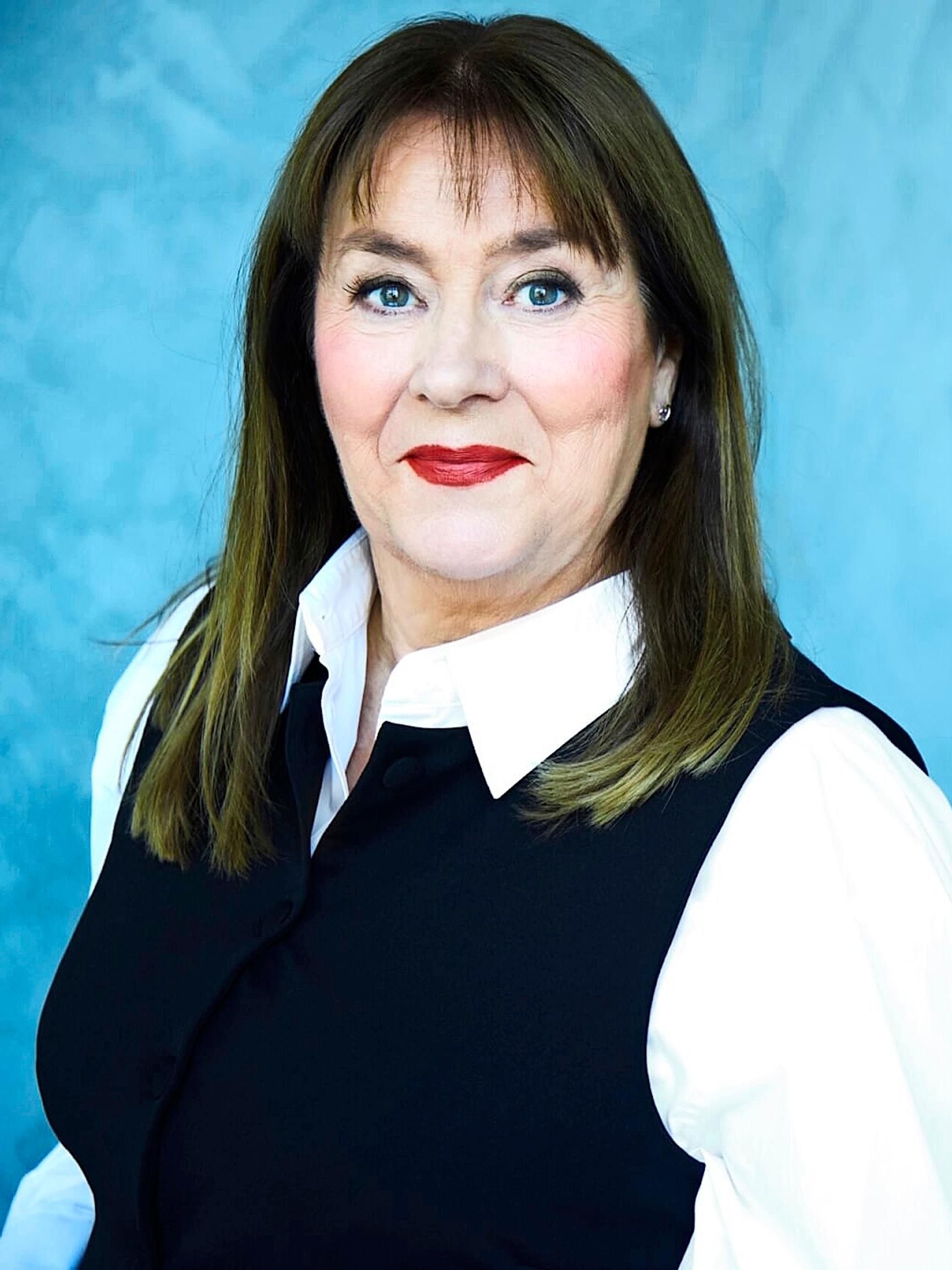 25 vuotta murhia – Maria Wernin luonut rikoskirjailija Anna Jansson paljastaa hauskoja sattumuksia ja lapsuuden tarinoinnin merkityksen