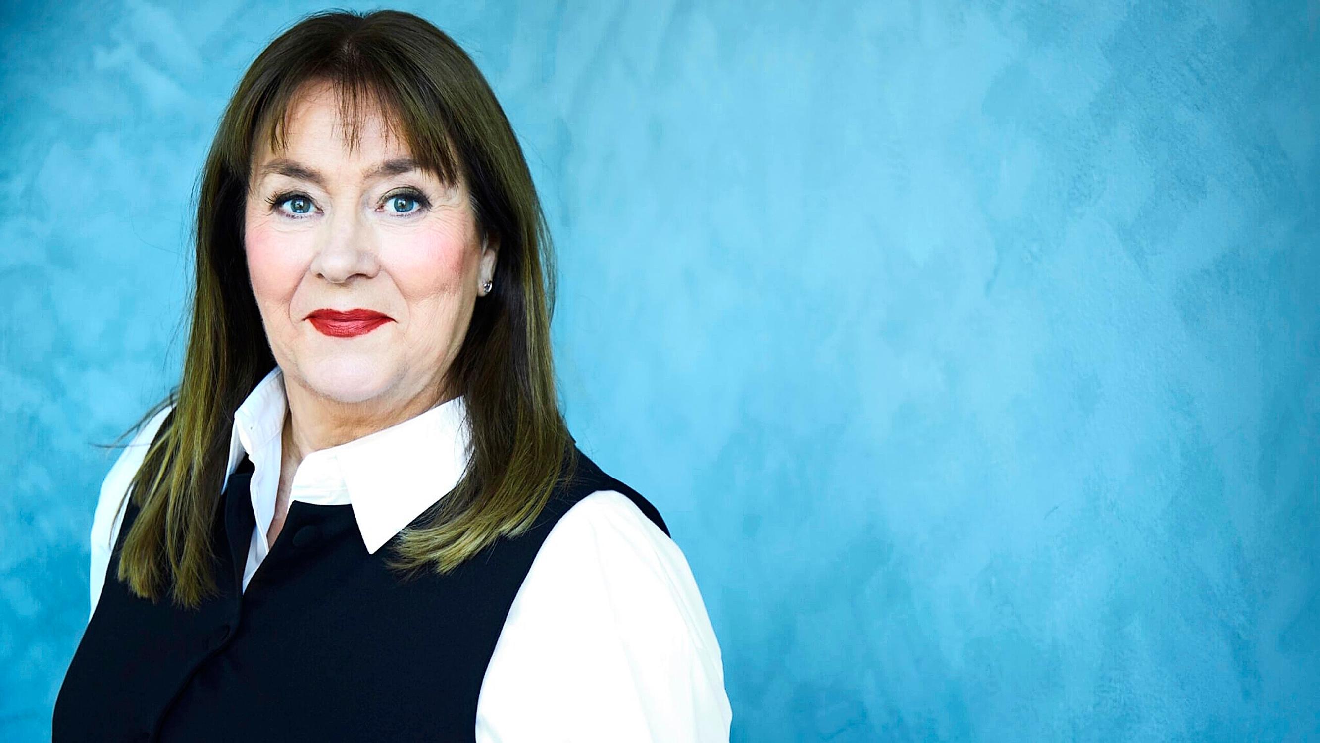 25 vuotta murhia – Maria Wernin luonut rikoskirjailija Anna Jansson paljastaa hauskoja sattumuksia ja lapsuuden tarinoinnin merkityksen