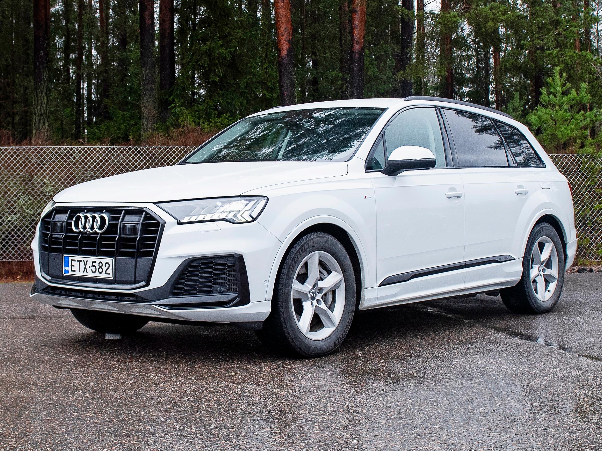 Audi Q7 vm. 2022 – Jos haluaa ison auton, niin tässä olisi kunnon jötikkä – Ei hienohelmoille eikä parkkiruutuallergikoille