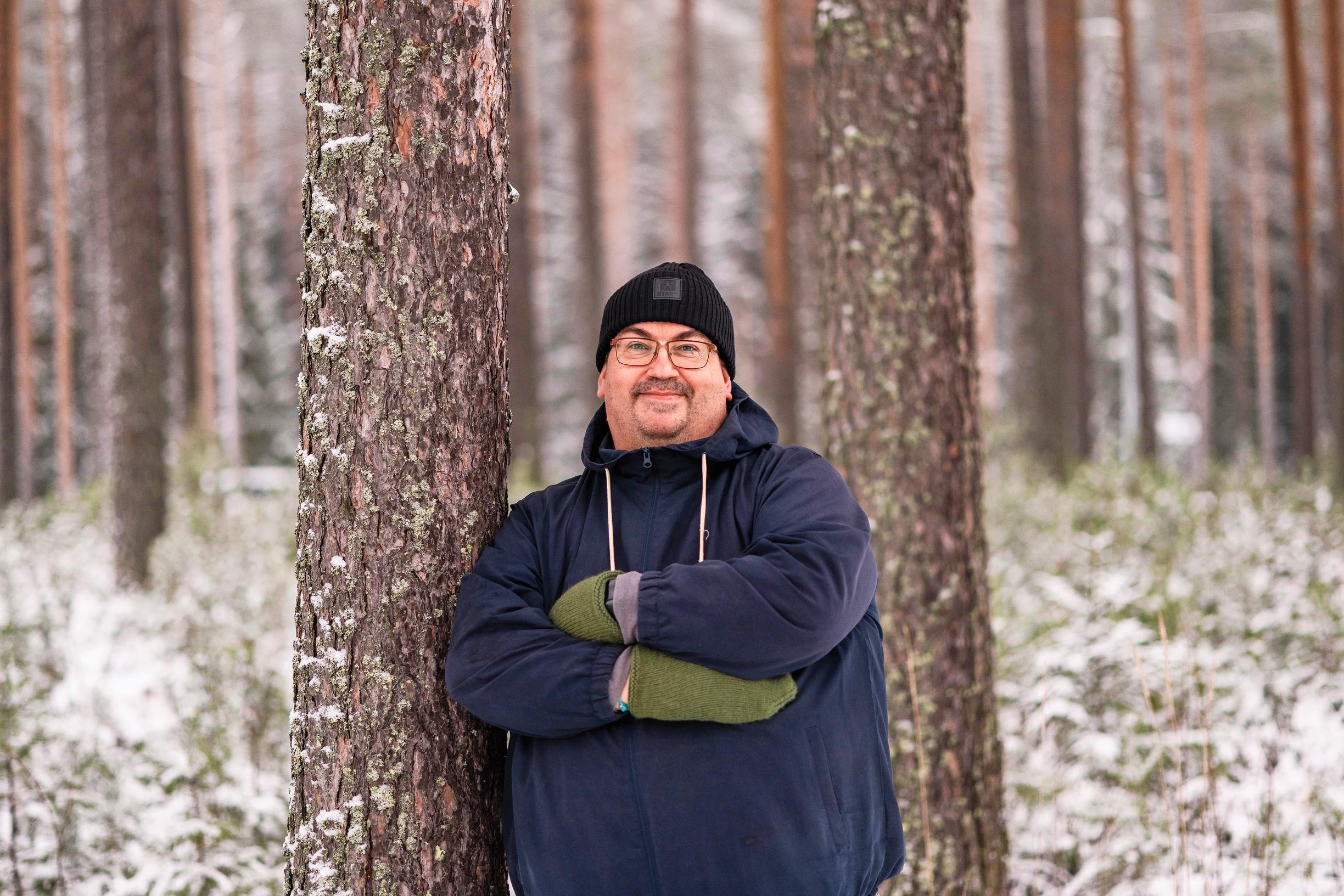 Janne, 49, Mikkelistä etsii ”ihan tavallista” naista – Apu auttaa tänä vuonna suomalaisia löytämään toisensa