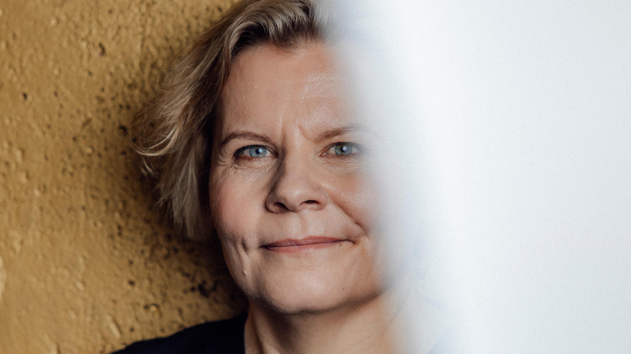 Yksi lause muutti Paula Norosen uran suunnan – ilman sitä hän tuskin olisi kirjailija 