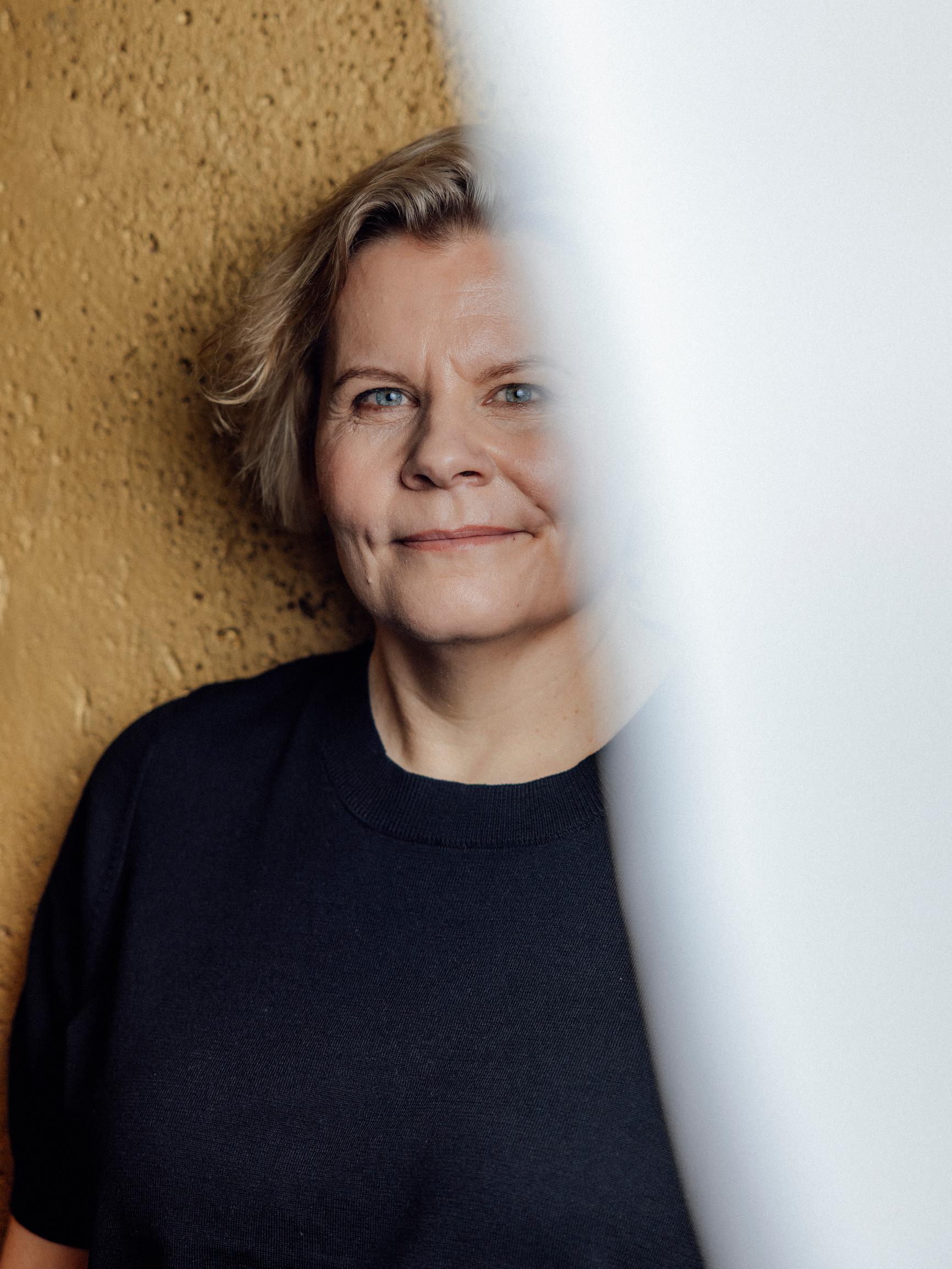 Yksi lause muutti Paula Norosen uran suunnan – ilman sitä hän tuskin olisi kirjailija 