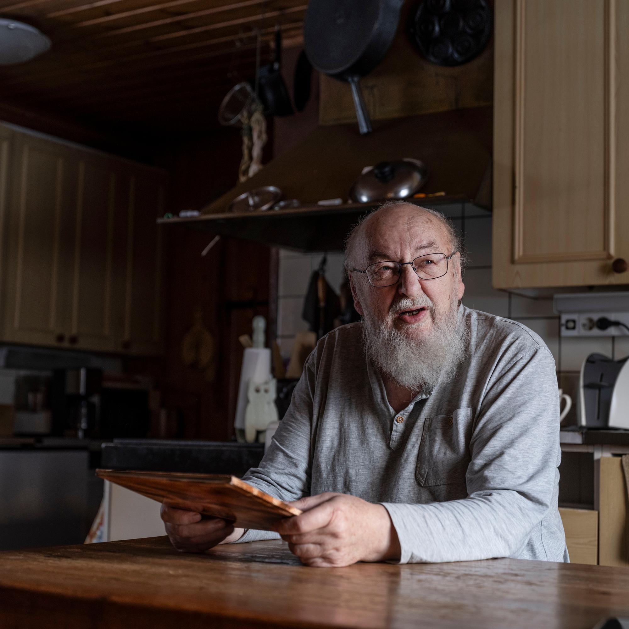 Paratiisista tuli unohdettu kaivoskylä – Maija ja Tapani Isokääntä eivät aio lähteä Lampinsaaresta, jonne he yli 50 vuotta sitten muuttivat