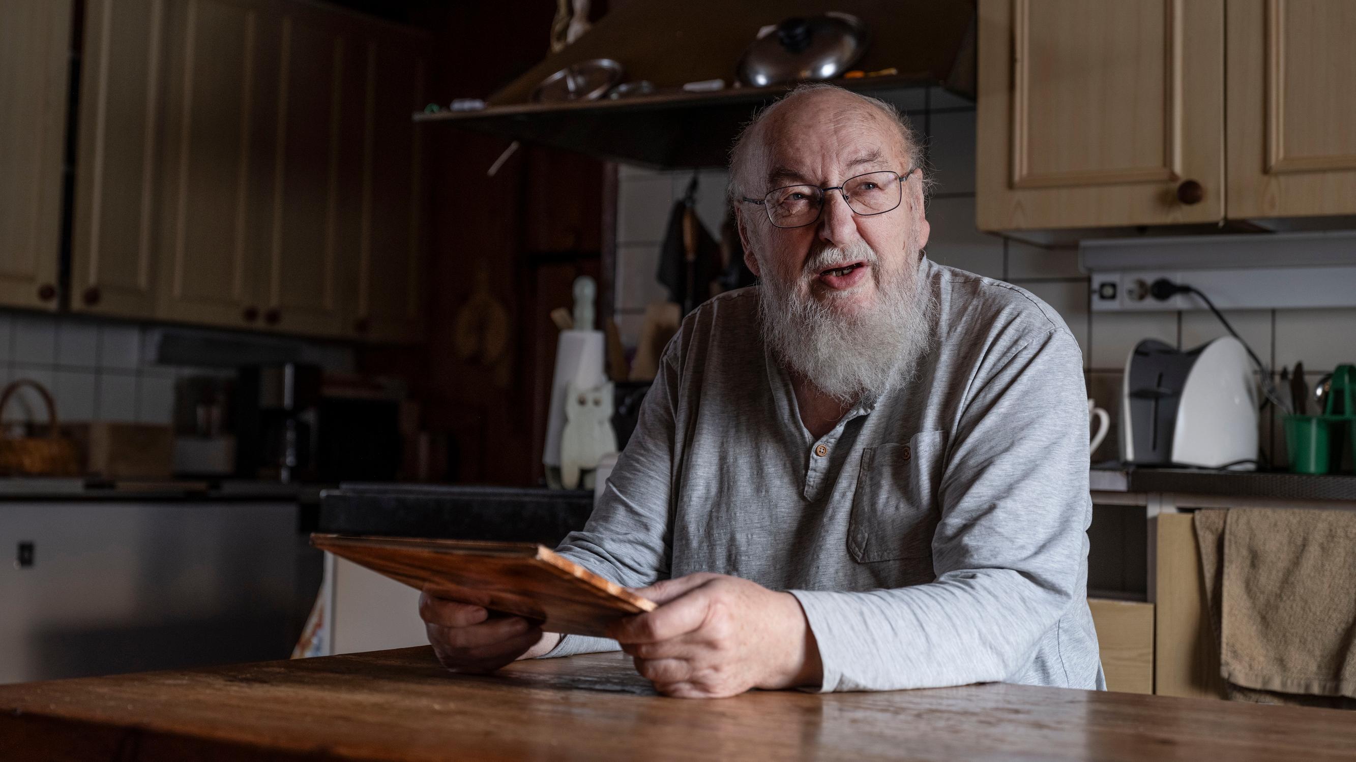 Paratiisista tuli unohdettu kaivoskylä – Maija ja Tapani Isokääntä eivät aio lähteä Lampinsaaresta, jonne he yli 50 vuotta sitten muuttivat