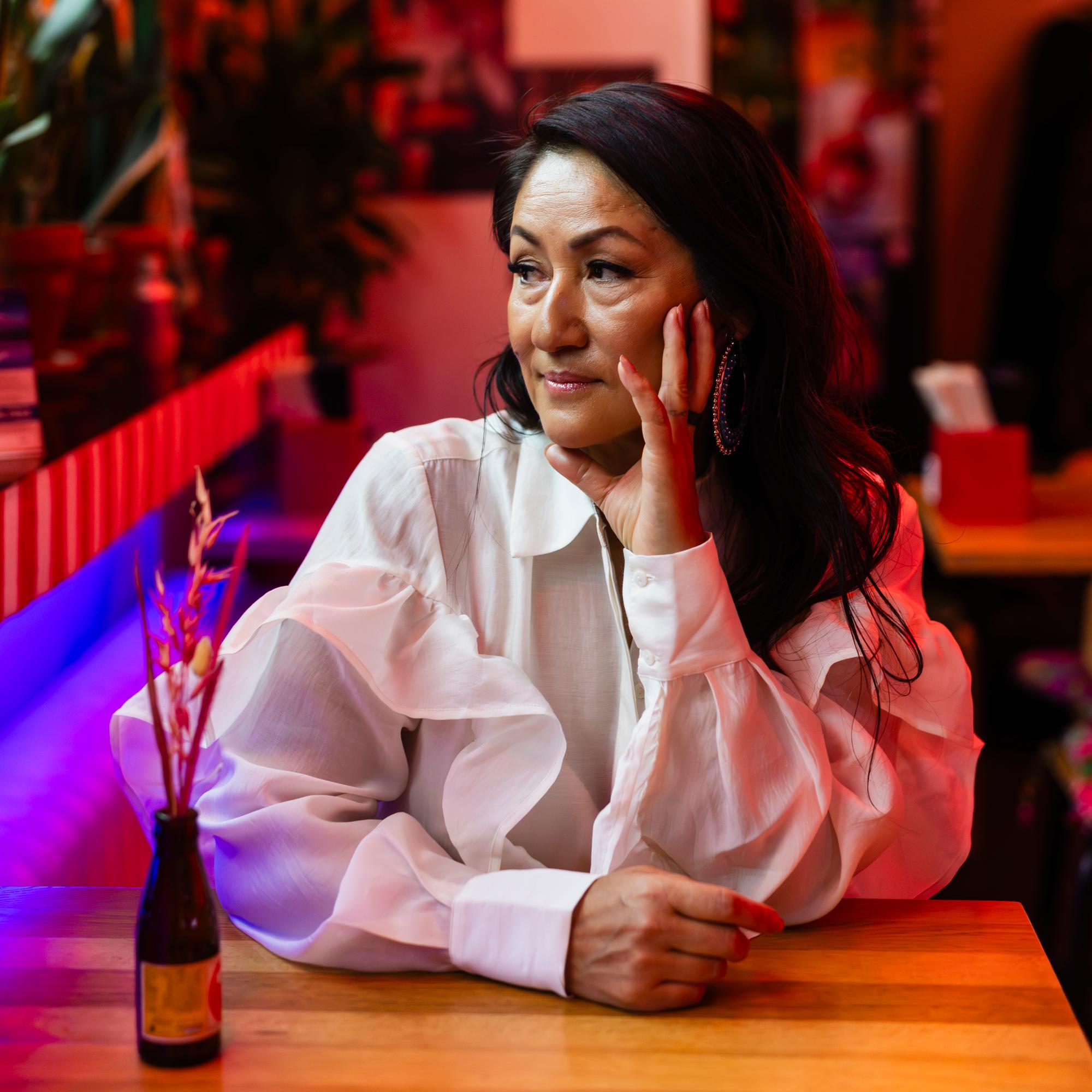 Noriko Salo oli vuosien ajan toinen nainen avioliitossaan – kertoo nyt eronsa taustat: ”Olin valmis antamaan Mikalle jopa syrjähypyn anteeksi”