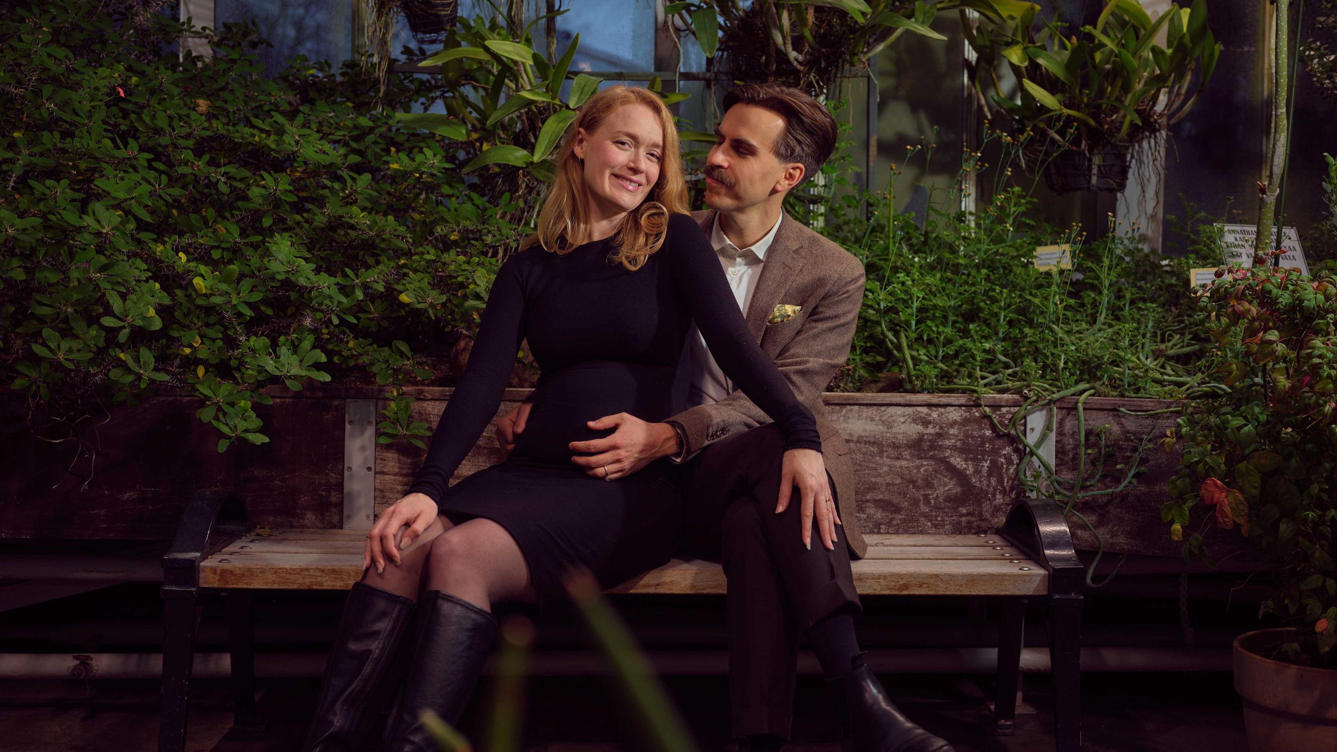 Maria ja Matias Mäkynen odottavat toista lastaan – Aiemmin syrjinnästä kärsinyt Maria sai raskaana uuden työpaikan