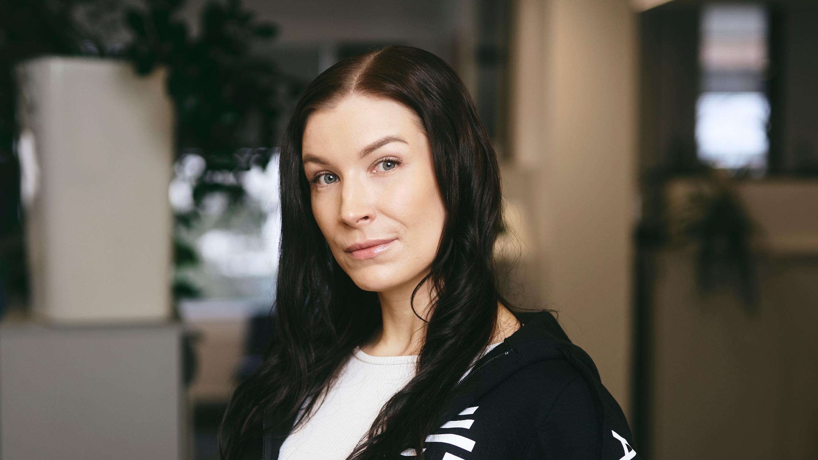 ”Olet niin nuori, että tuskin pystyt auttamaan” – Ensirepliikistä alkoi hoitajan vuosien hoitosuhde