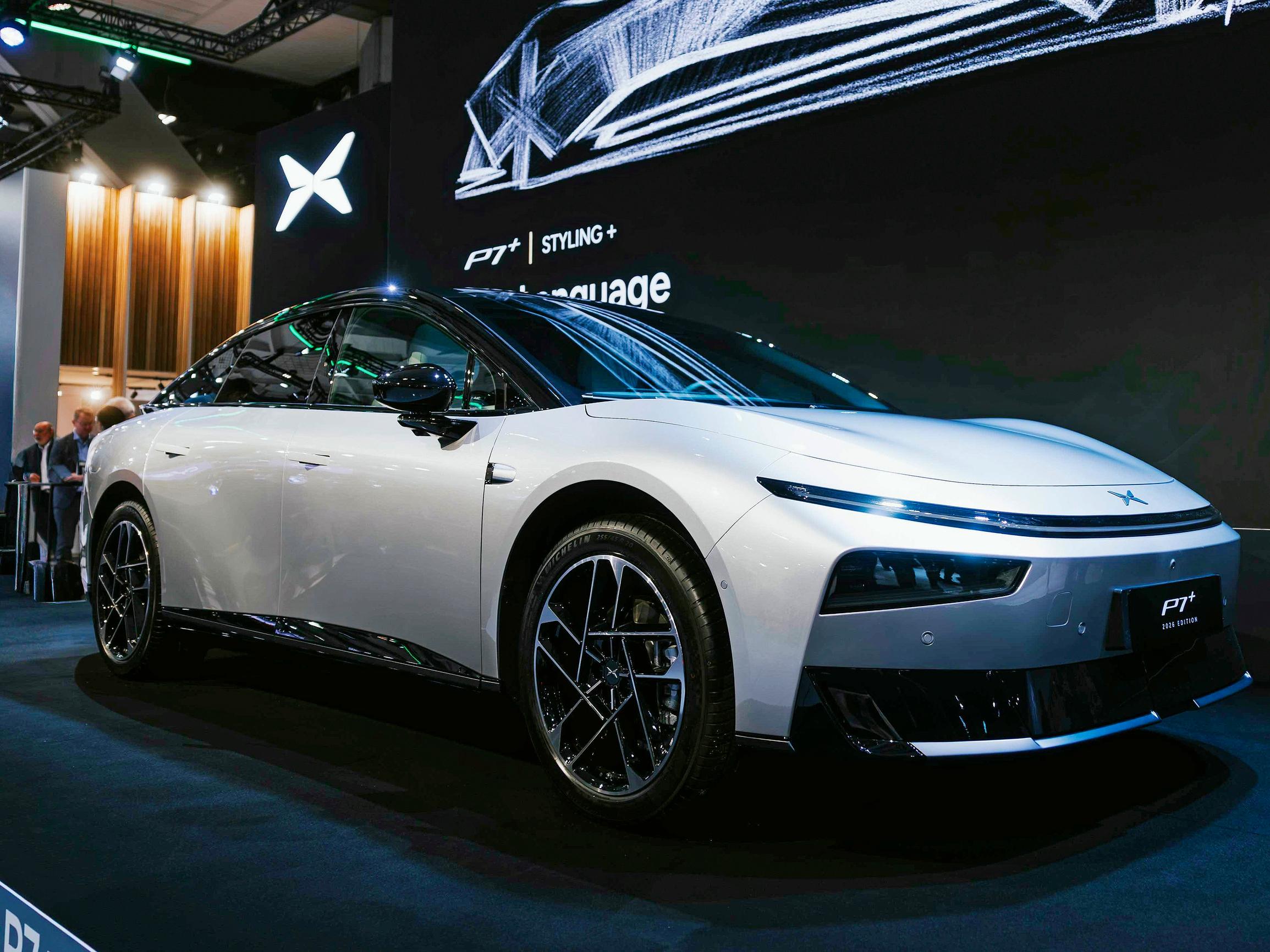 Kiinalainen Xpeng haastaa Teslan Euroopassa – 446 kW pikalataus ja aggressiivinen hinnoittelu