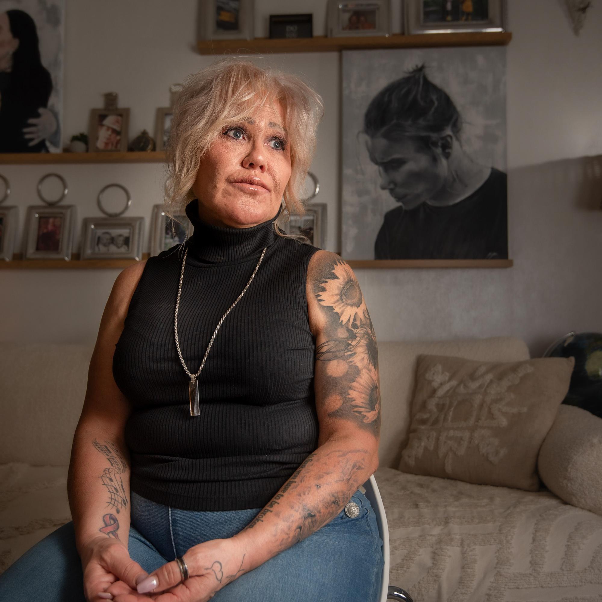 ”Myös minä kuolin siinä hetkessä” – Viisi äitiä kertoo, miltä tuntuu menettää lapsensa huumeille