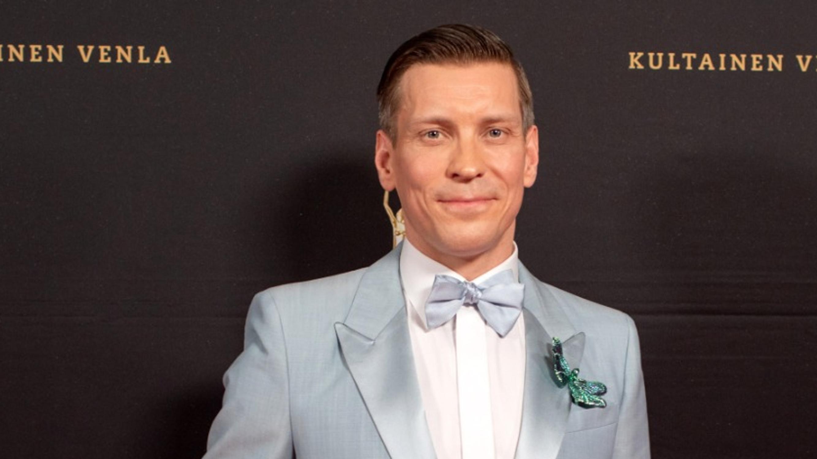 Antti Holman harpisti-puoliso ymmärsi tämän suosion Suomessa viimeistään yhdestä episodista: ”Sinne tuli riitelemään...”