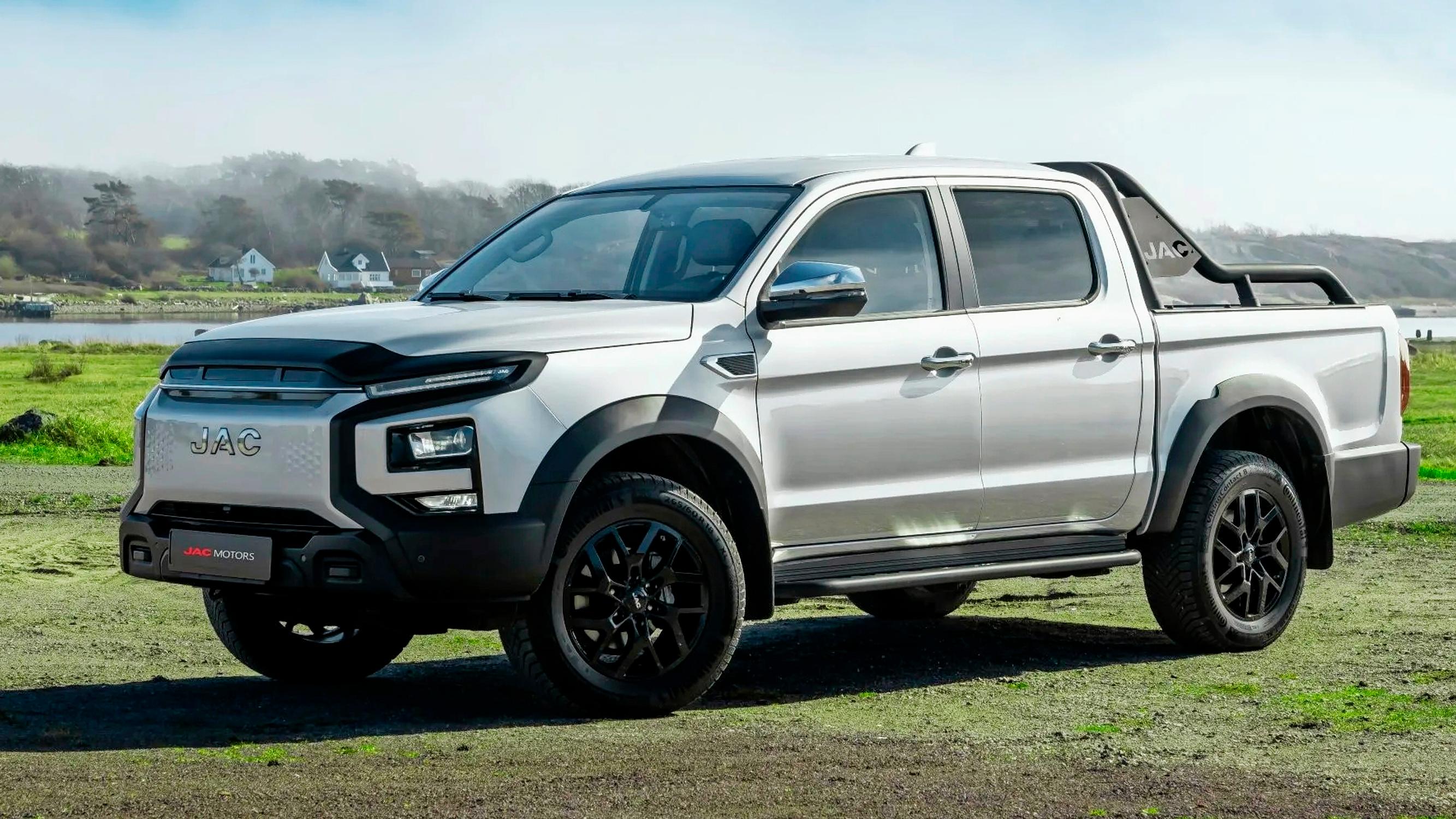 Vihdoinkin Suomeen: Viisipaikkainen, nelivetoinen sähkö-pick-up JAC T9 EV  – Tuleeko verottajalle nyt paha mieli?