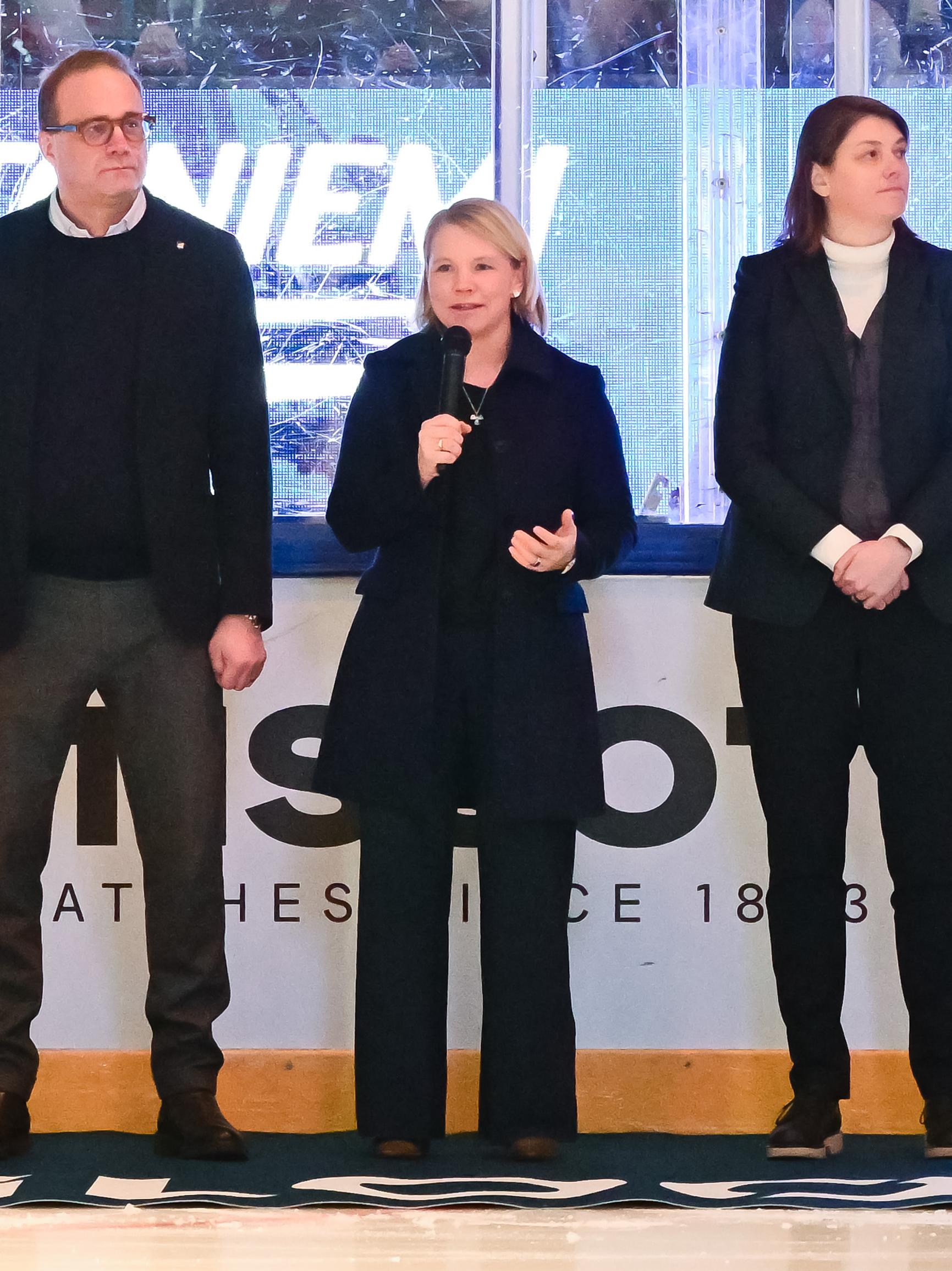 Tyttökiekko jätetty heitteille! Maalilukemat 3–28 paljastivat helvetilliset salaisuudet – Petteri Sihvonen vaatii Jääkiekkoliitolta välitöntä ulostuloa: "Tule esiin!"