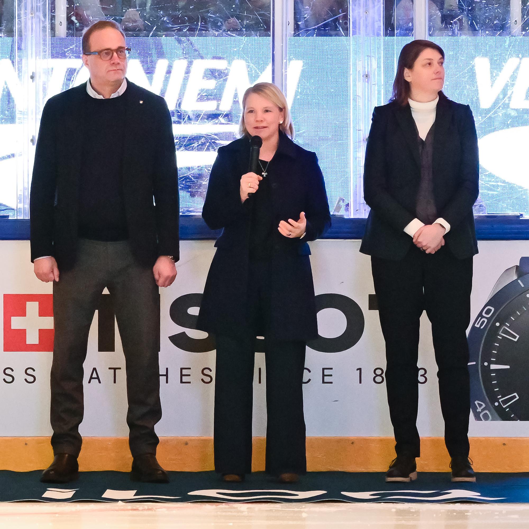 Tyttökiekko jätetty heitteille! Maalilukemat 3–28 paljastivat helvetilliset salaisuudet – Petteri Sihvonen vaatii Jääkiekkoliitolta välitöntä ulostuloa: "Tule esiin!"