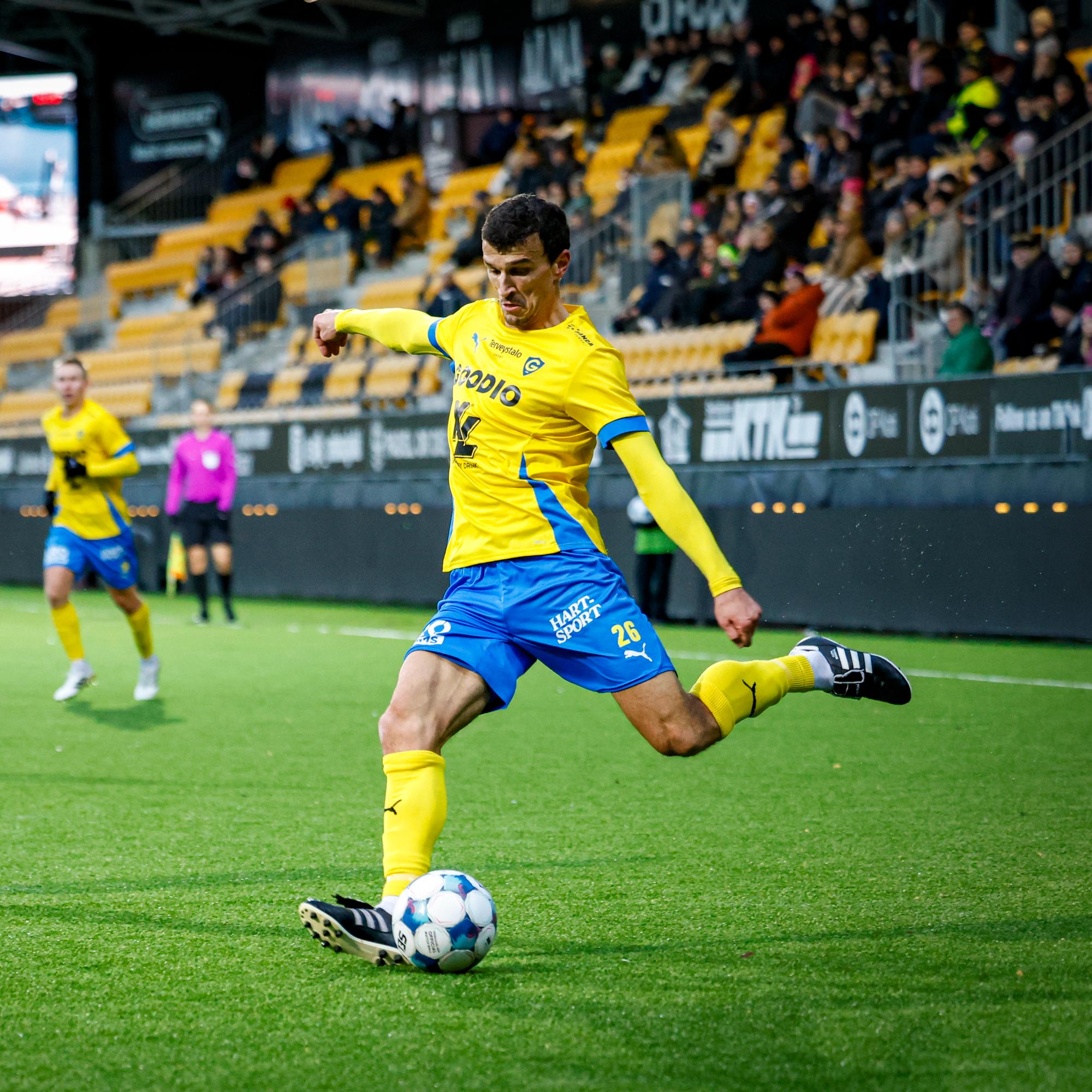 Roman Eremenkon jatkosopimus on viesti Huuhkajien päävalmentajalle Jacob Friisille – ”Paluu ei ole haihattelua”