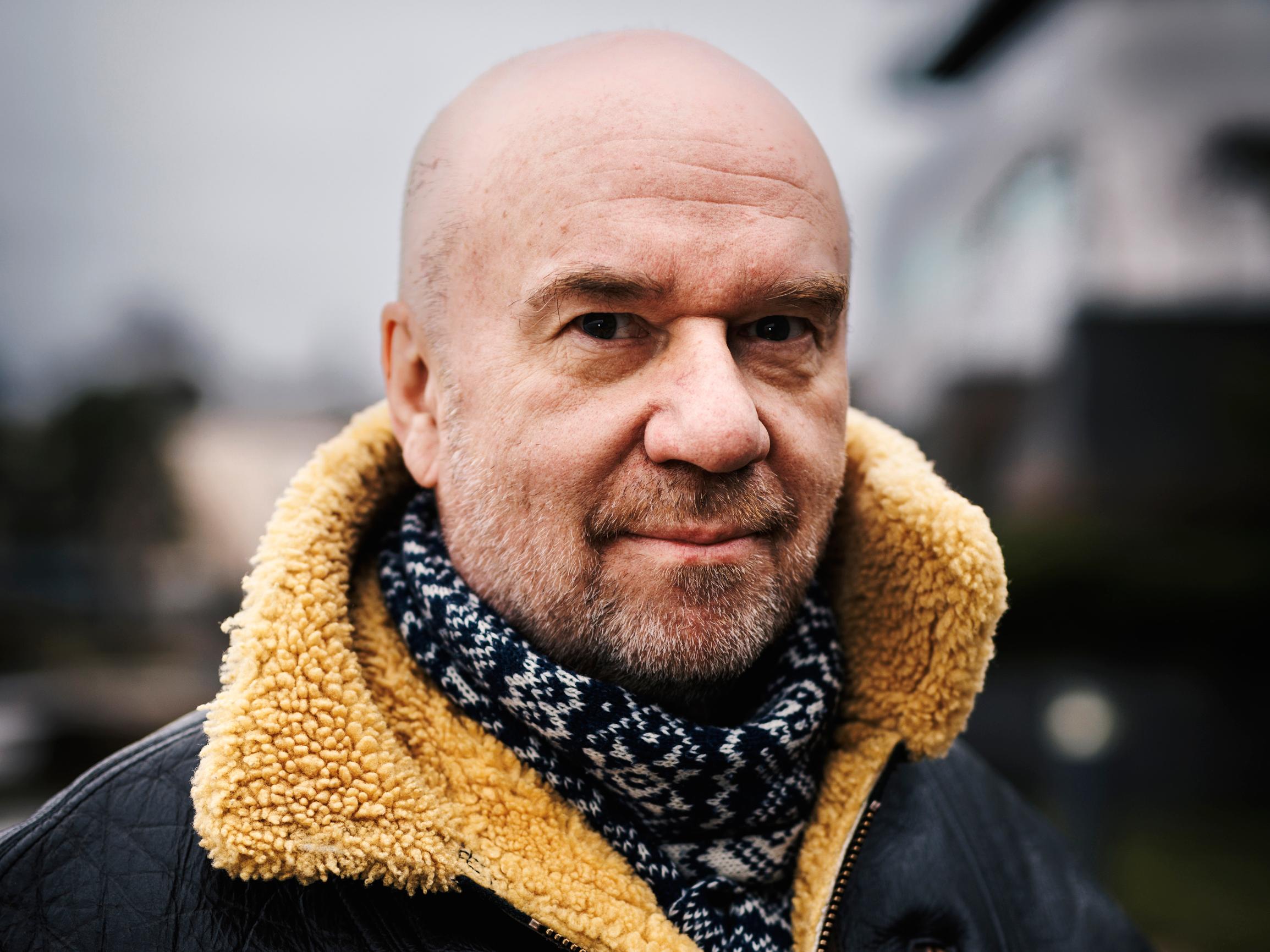 Tiktok oppii toiveesi sekunneissa, kyllästymistä myöten – jos algoritmi tuntee käyttäjän paremmin kuin tämä itse, kyse on tietoisuuden kaappauksesta