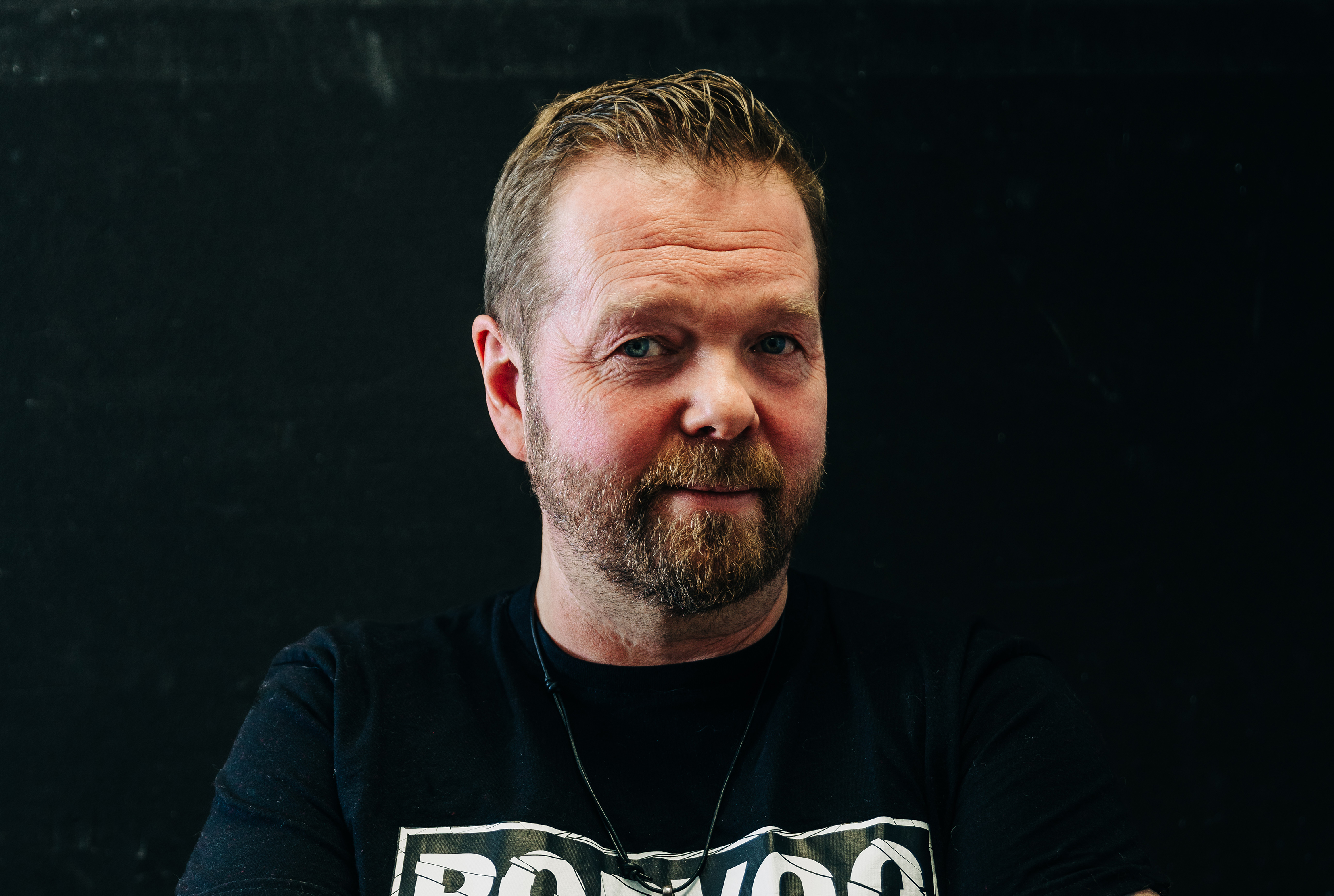 Christian Rönnbacka | Näin kenttäpoliisista tuli vakuutusetsivä | Apu