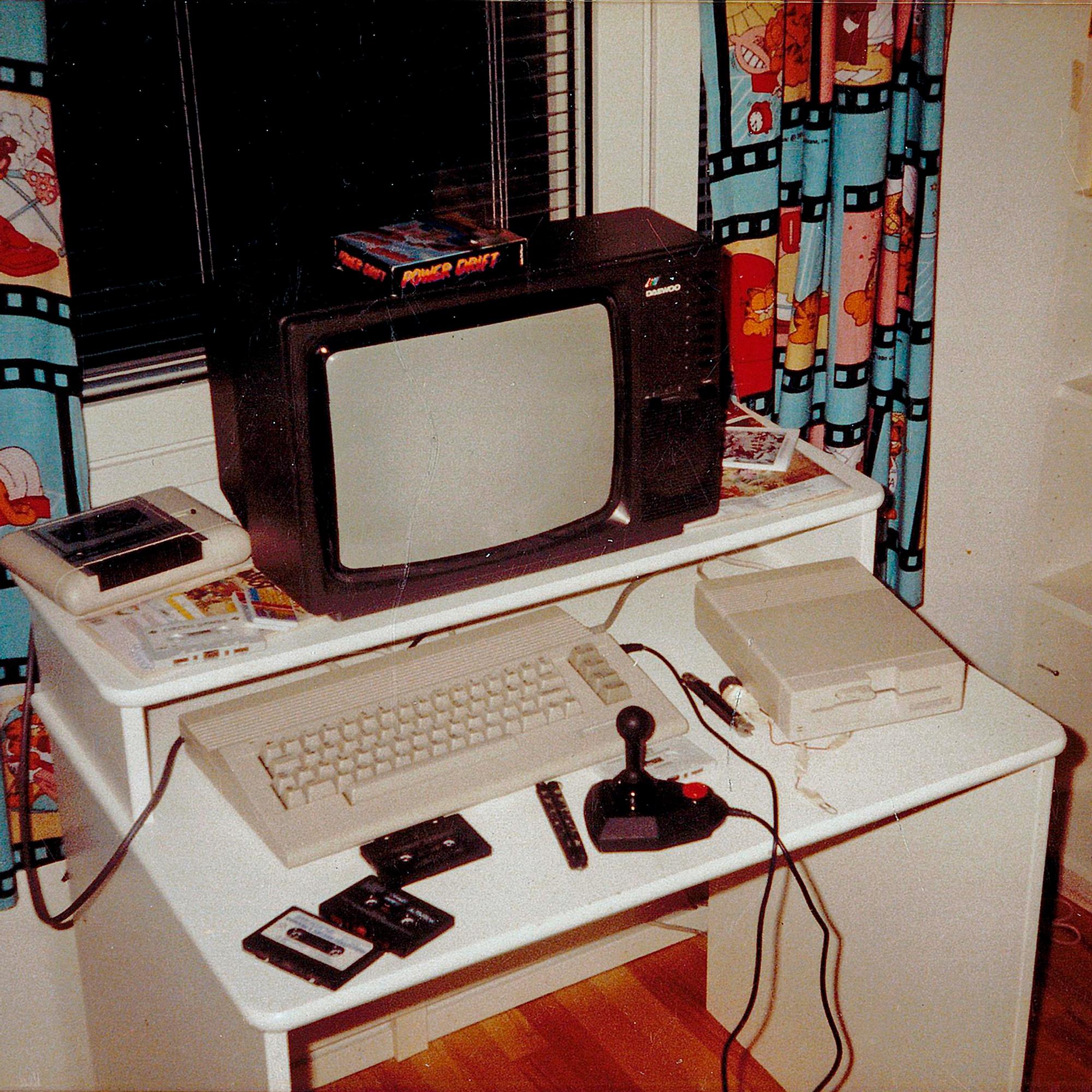 ”Et sä voi koko päivää vaan pelata” – Suomalaisvanhempien yleisin lause syntyi 1980-luvulla, kun Nintendo syrjäytti ulkoleikit