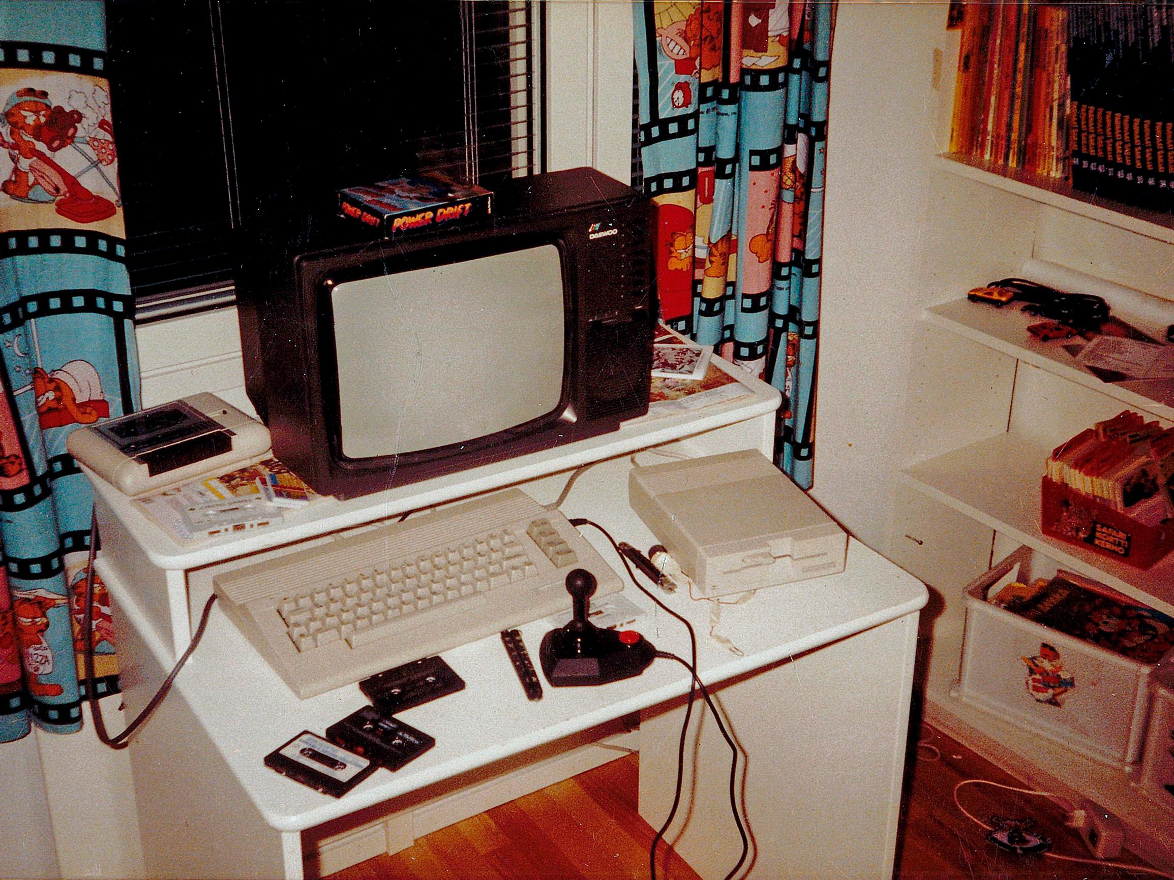 ”Et sä voi koko päivää vaan pelata” – Suomalaisvanhempien yleisin lause syntyi 1980-luvulla, kun Nintendo syrjäytti ulkoleikit