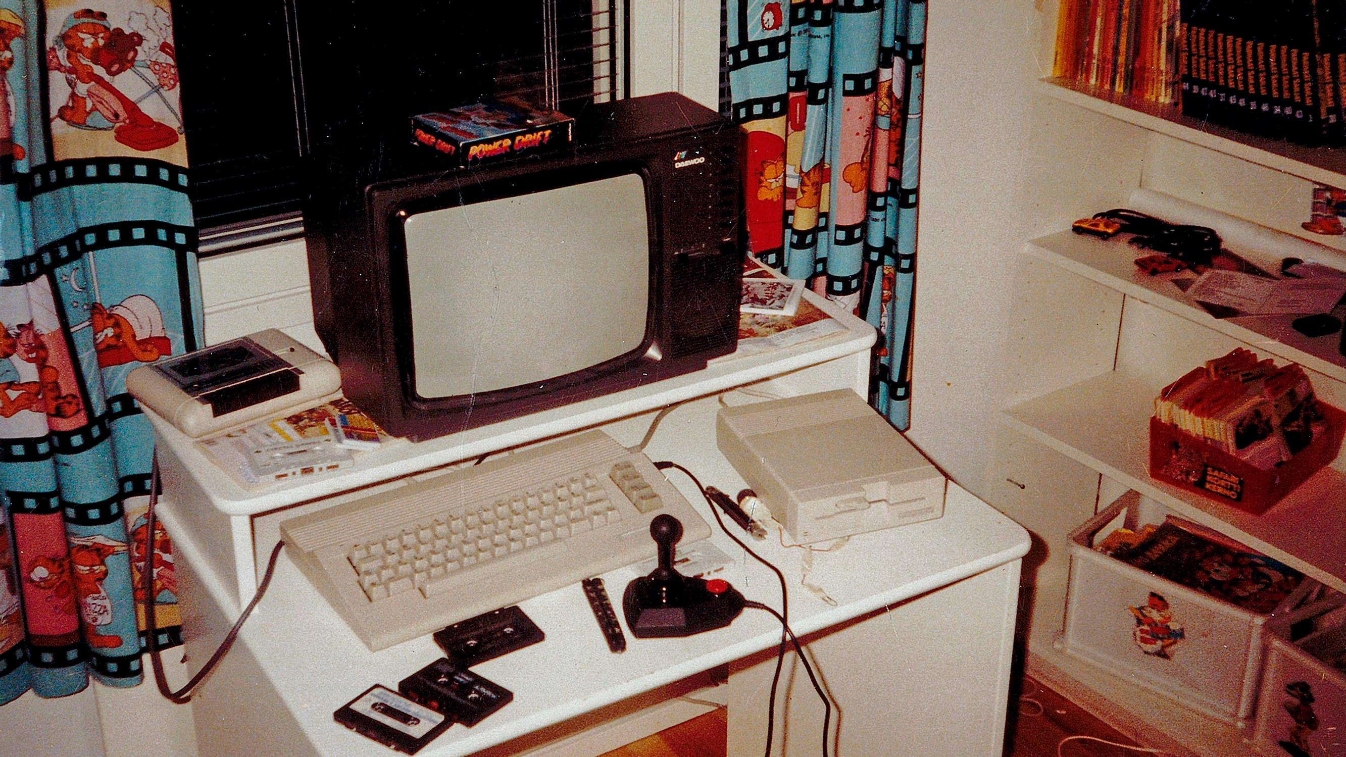 ”Et sä voi koko päivää vaan pelata” – Suomalaisvanhempien yleisin lause syntyi 1980-luvulla, kun Nintendo syrjäytti ulkoleikit