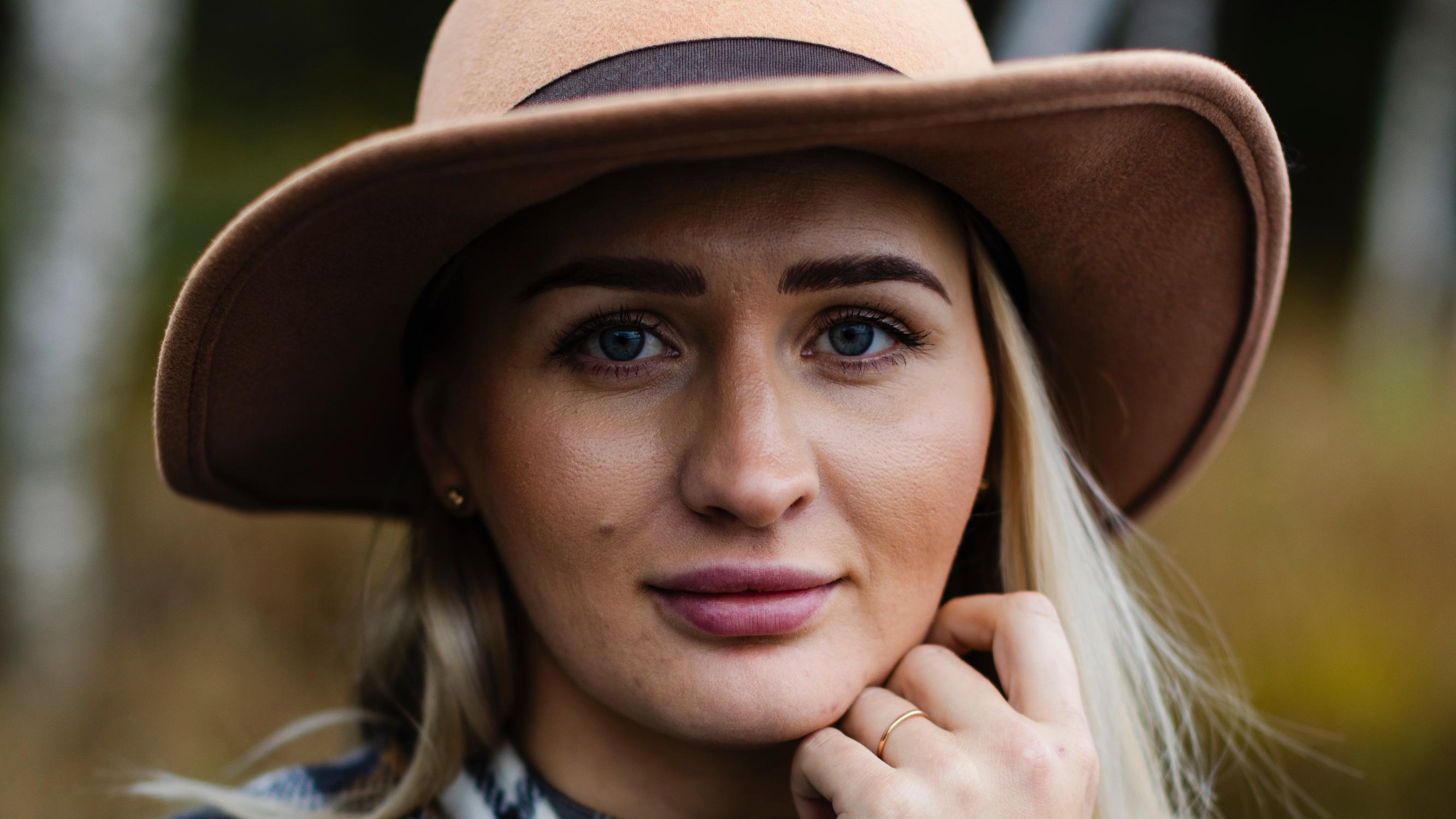 Kun Nina Nikkilän isä kuoli oudosti ja yllättäen, tytär päätti etsiä vastauksia itse – Pian äitiä epäiltiin murhasta