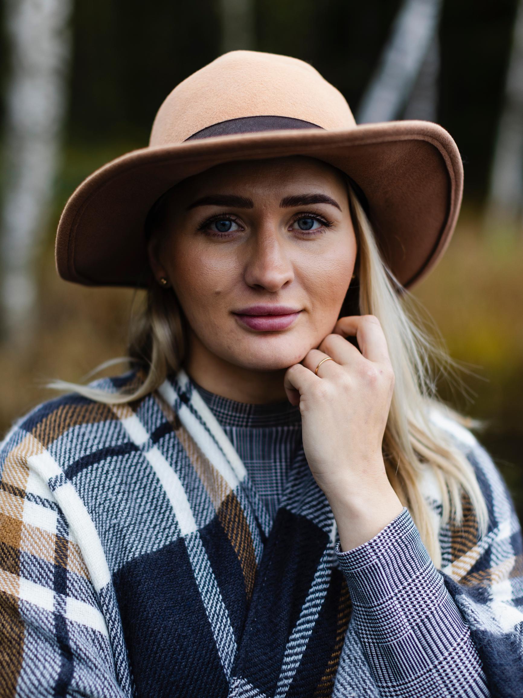 Kun Nina Nikkilän isä kuoli oudosti ja yllättäen, tytär päätti etsiä vastauksia itse – Pian äitiä epäiltiin murhasta