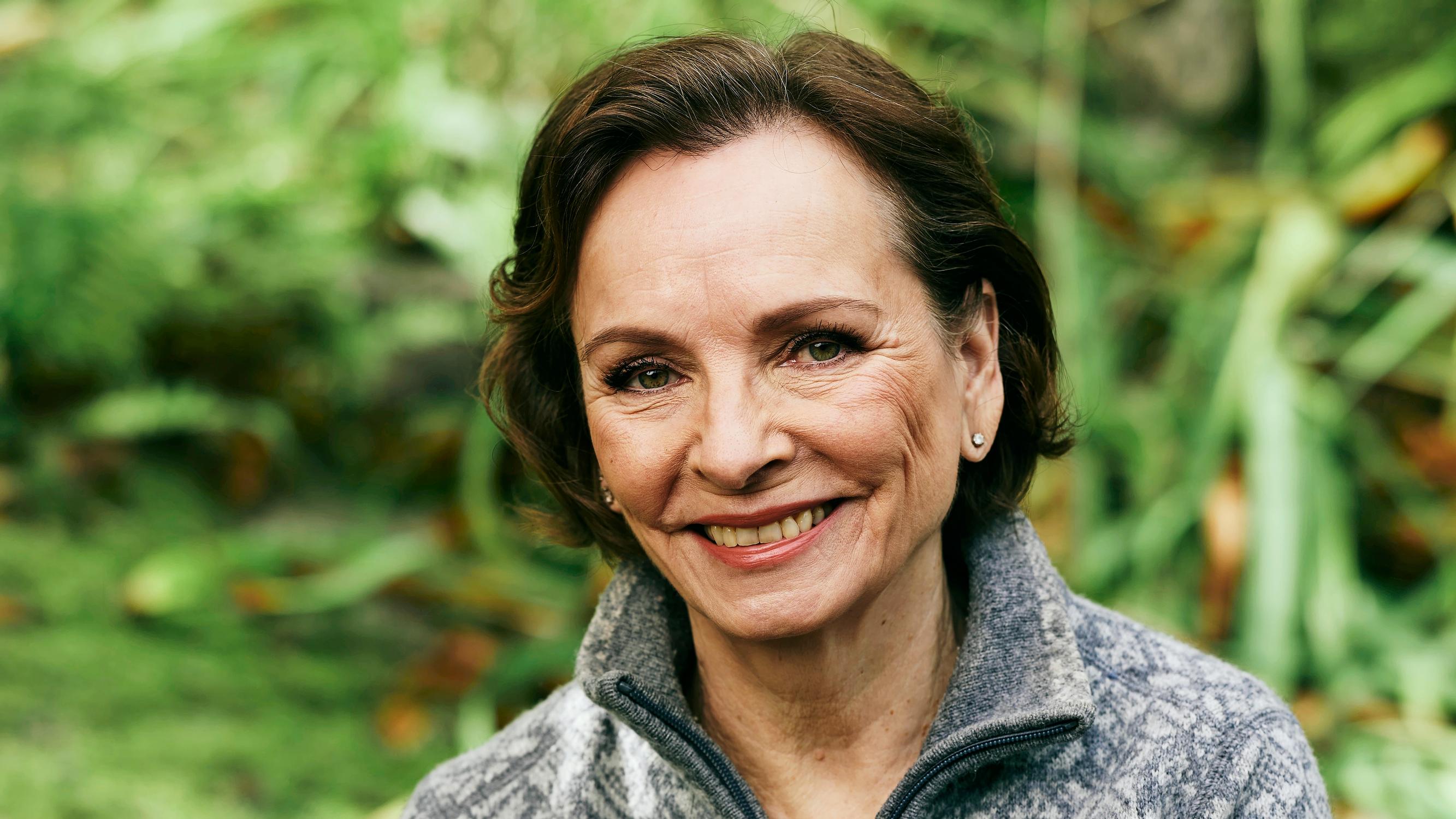 Kirjailija Marja Aarnipuro kasvoi hirvenlihalla ja Perämeren lohella: ”Minua ei istutettu tytön muottiin”  