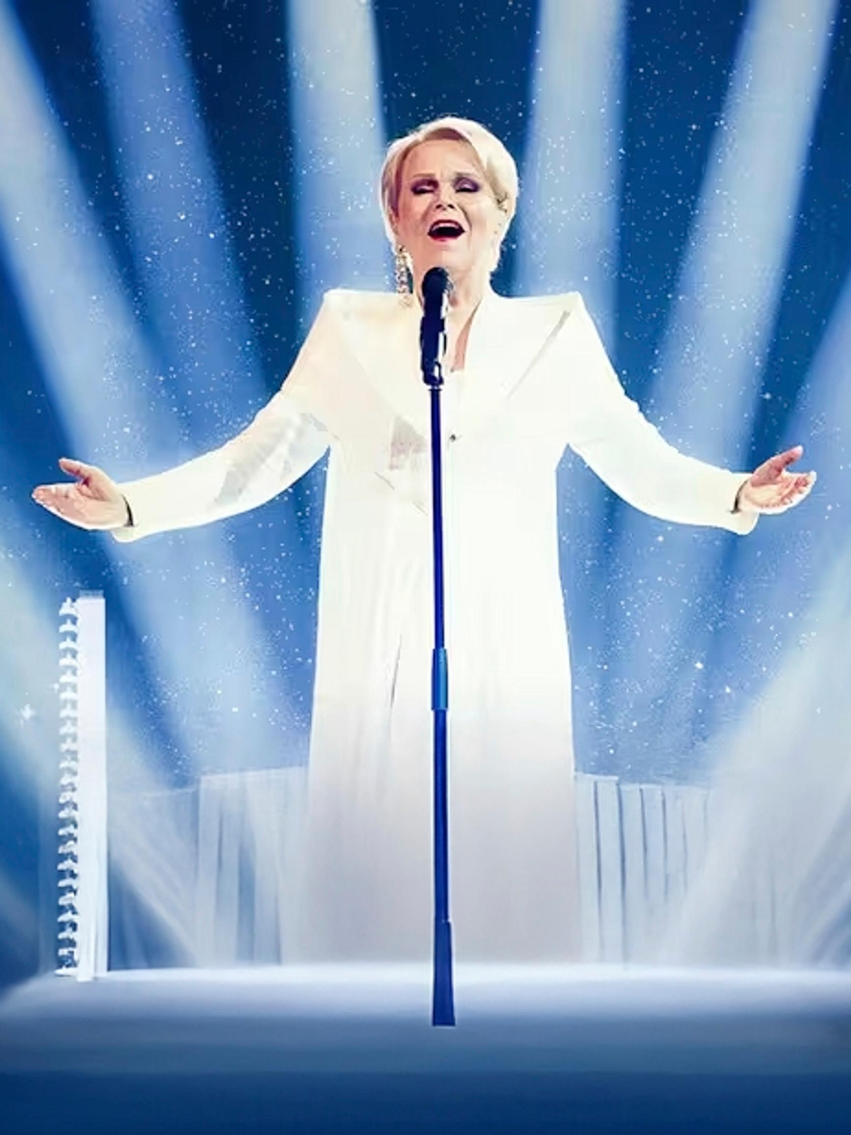 Anna mulle tähtitaivas – Katri Helenan jäähyväiskonsertti avaa itsenäisyyspäivänä Ylen juhlakauden