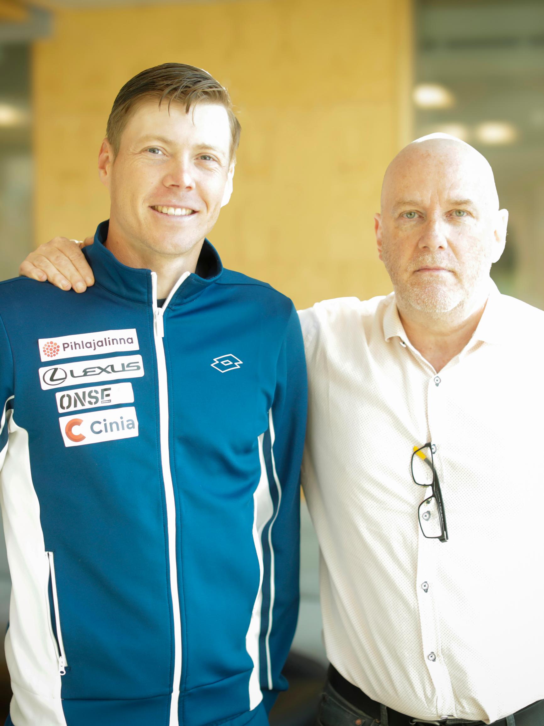 Vuoden 2025 urheilijaksi valittu Harri Heliövaara avaa koko pelikirjansa Petteri Sihvoselle - "Erittäin emotionaalinen kohtaaminen"