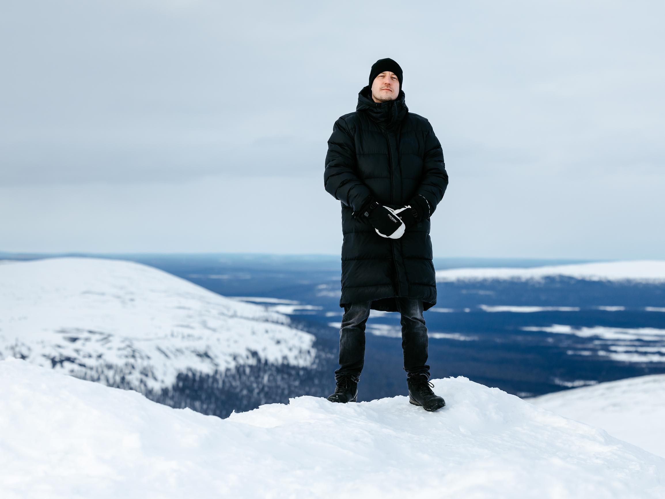 Perhe jäi Helsinkiin, kun Alex Räsänen lähti ravintolaunelman perässä Lappiin – ”Koiraa on yleensä suurin ikävä”