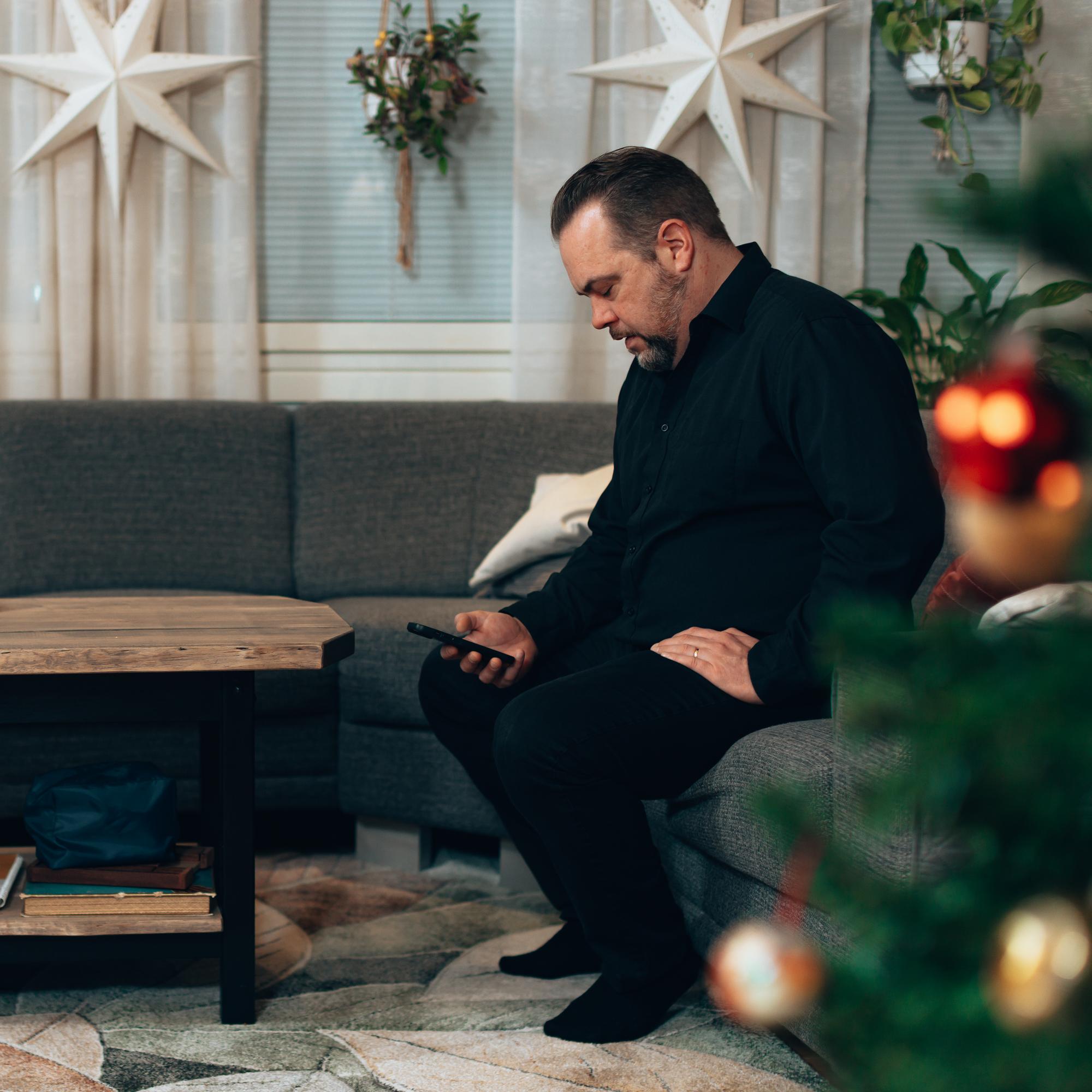 Nettikasino teki Sami Leppälästä tunnekylmän isän, joka halusi vain pelata – Valehtelu loppui, kun pohja tuli vastaan