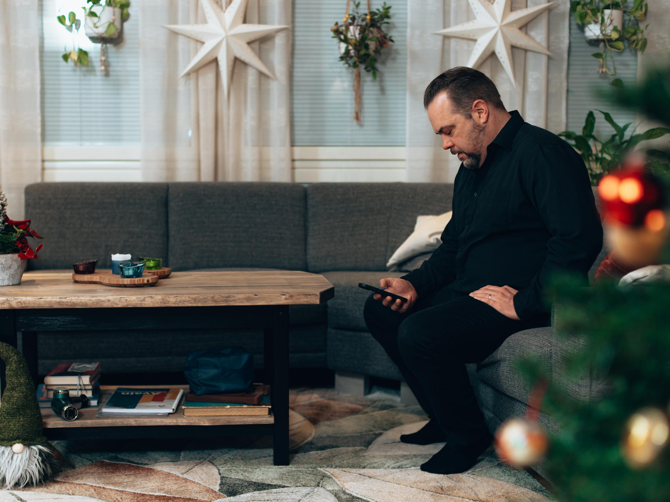 Nettikasino teki Sami Leppälästä tunnekylmän isän, joka halusi vain pelata – Valehtelu loppui, kun pohja tuli vastaan