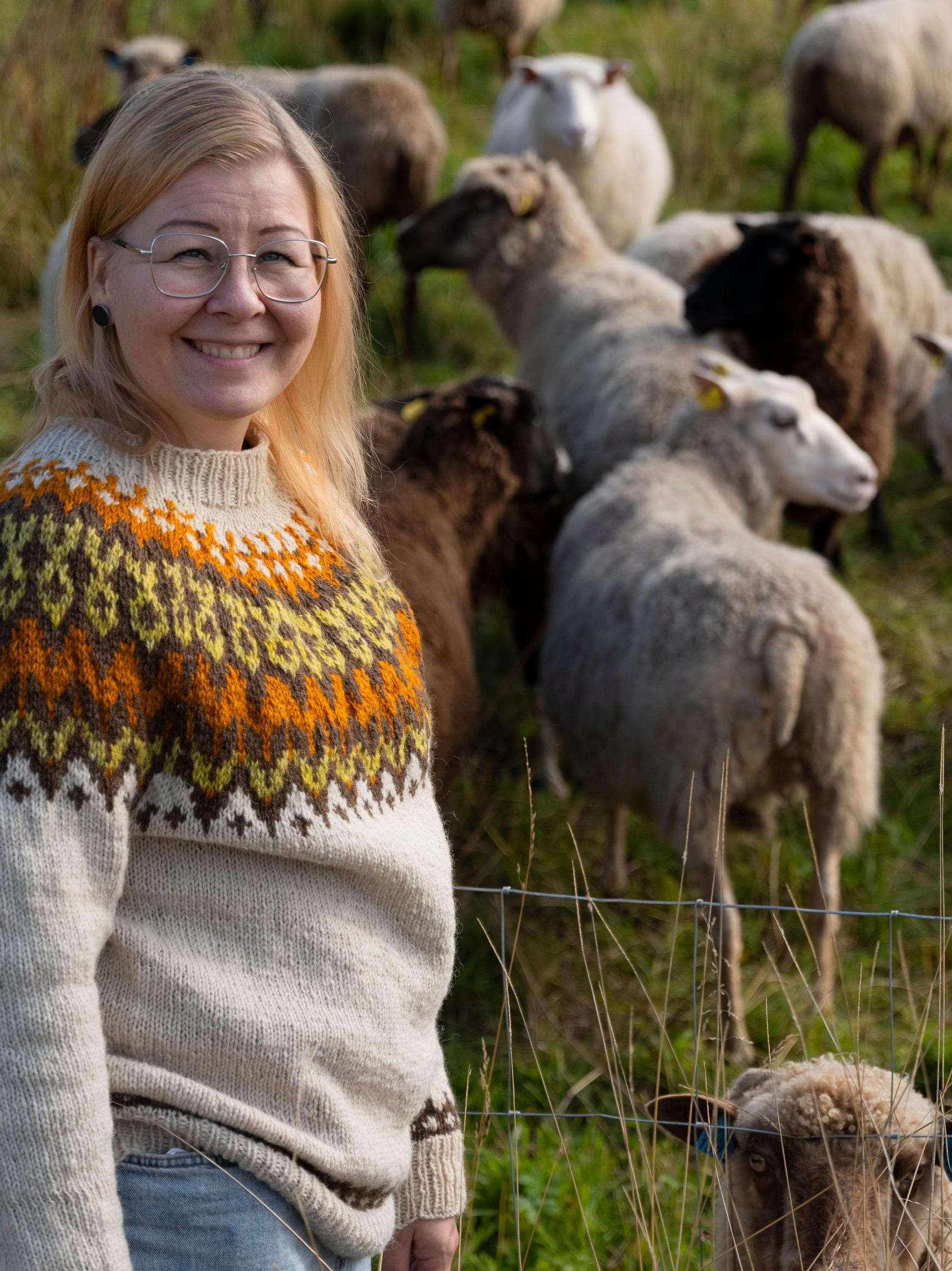 Kun työt paperitehtaassa Kemissä loppuivat, Henna Lakso perusti lankakaupan naapuriin Simoon