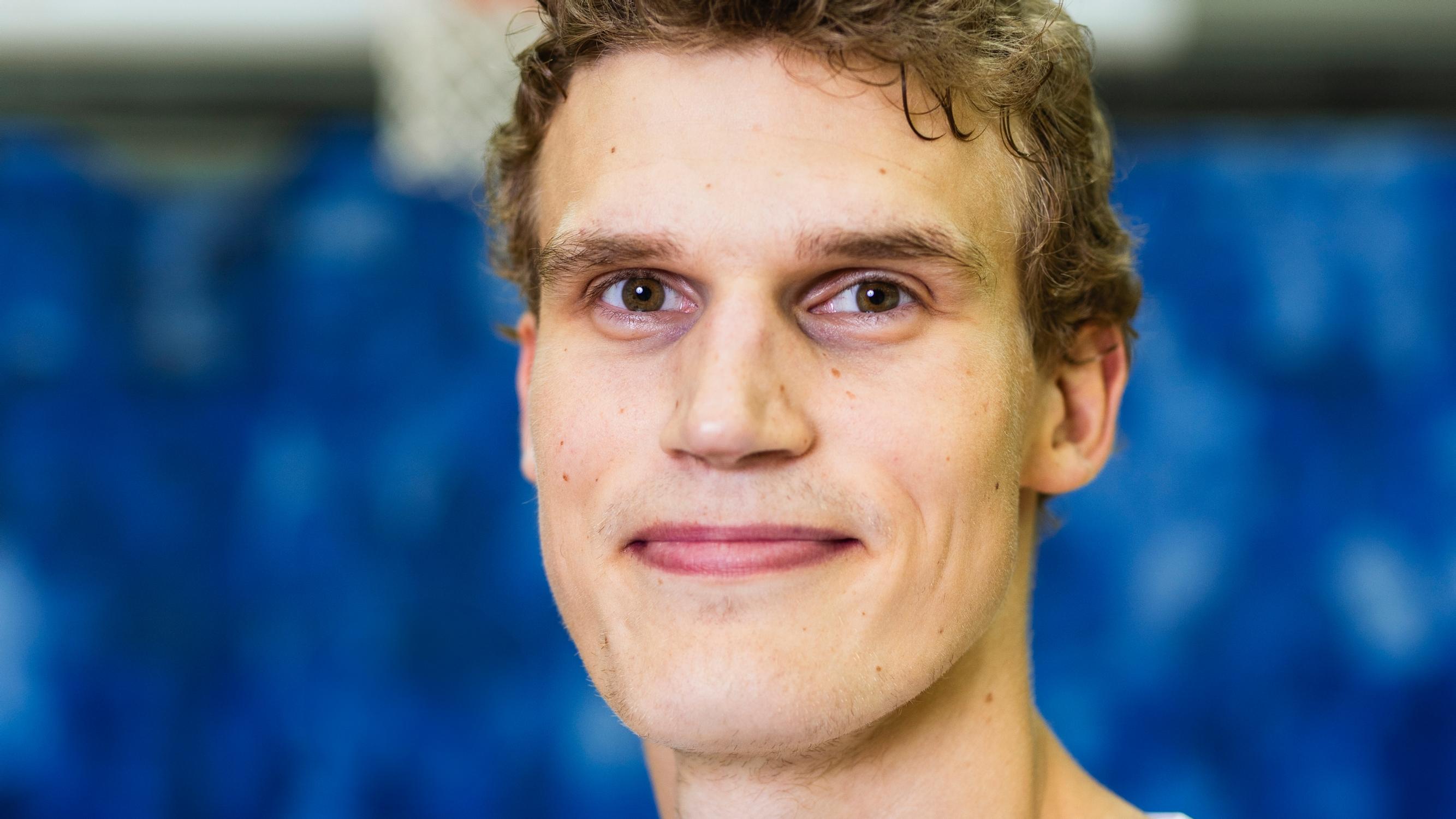 Lauri Markkanen on osoittanut, että myös mukava perheenisä Jyväskylästä voi nousta tähdeksi alfaurosten NBA-liigassa: ”Omana itsenäni menen esiintymään”