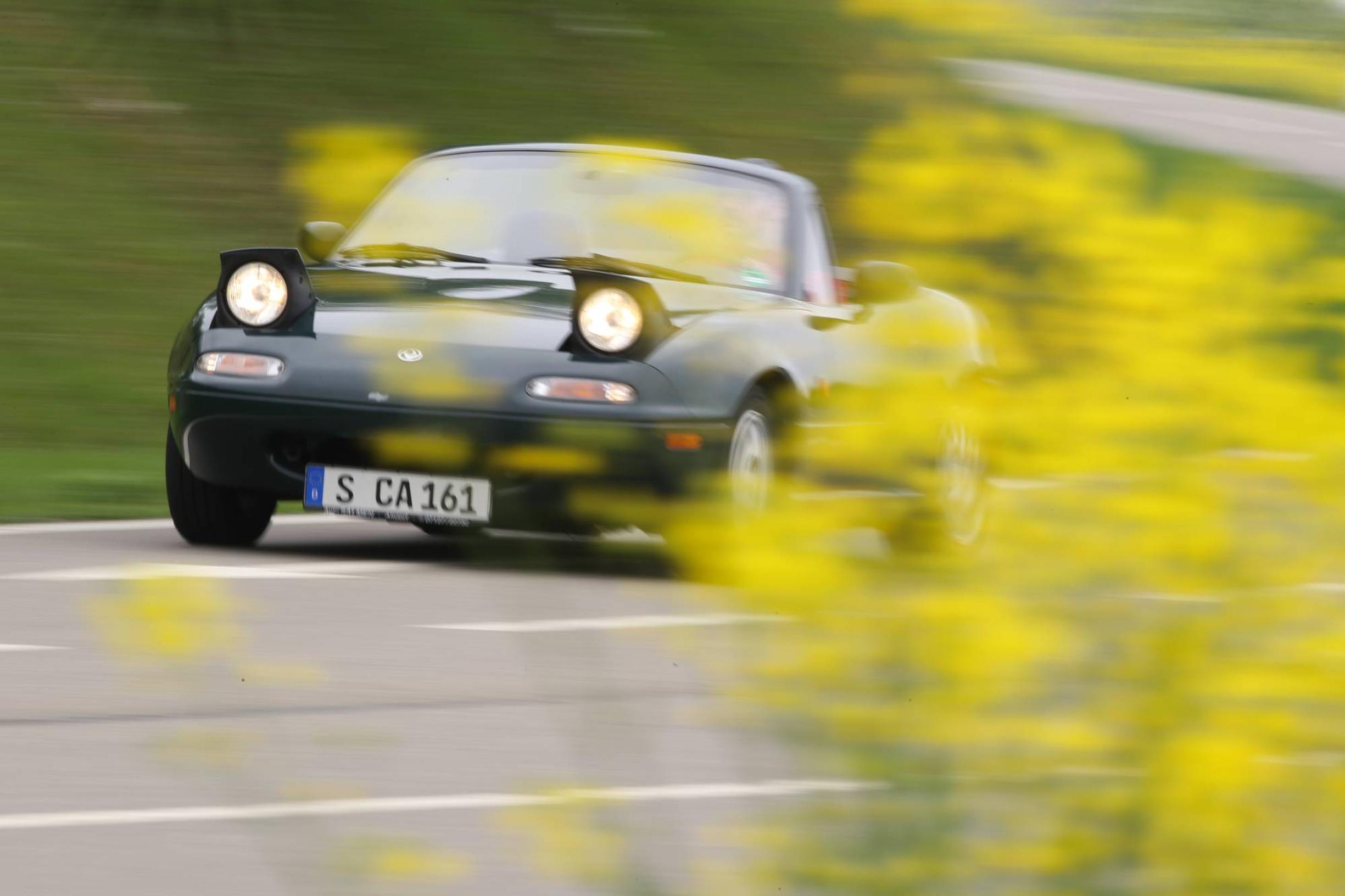 25 kilometriä Mazda MX-5:llä mallin 25-vuotisjuhlan kunniaksi